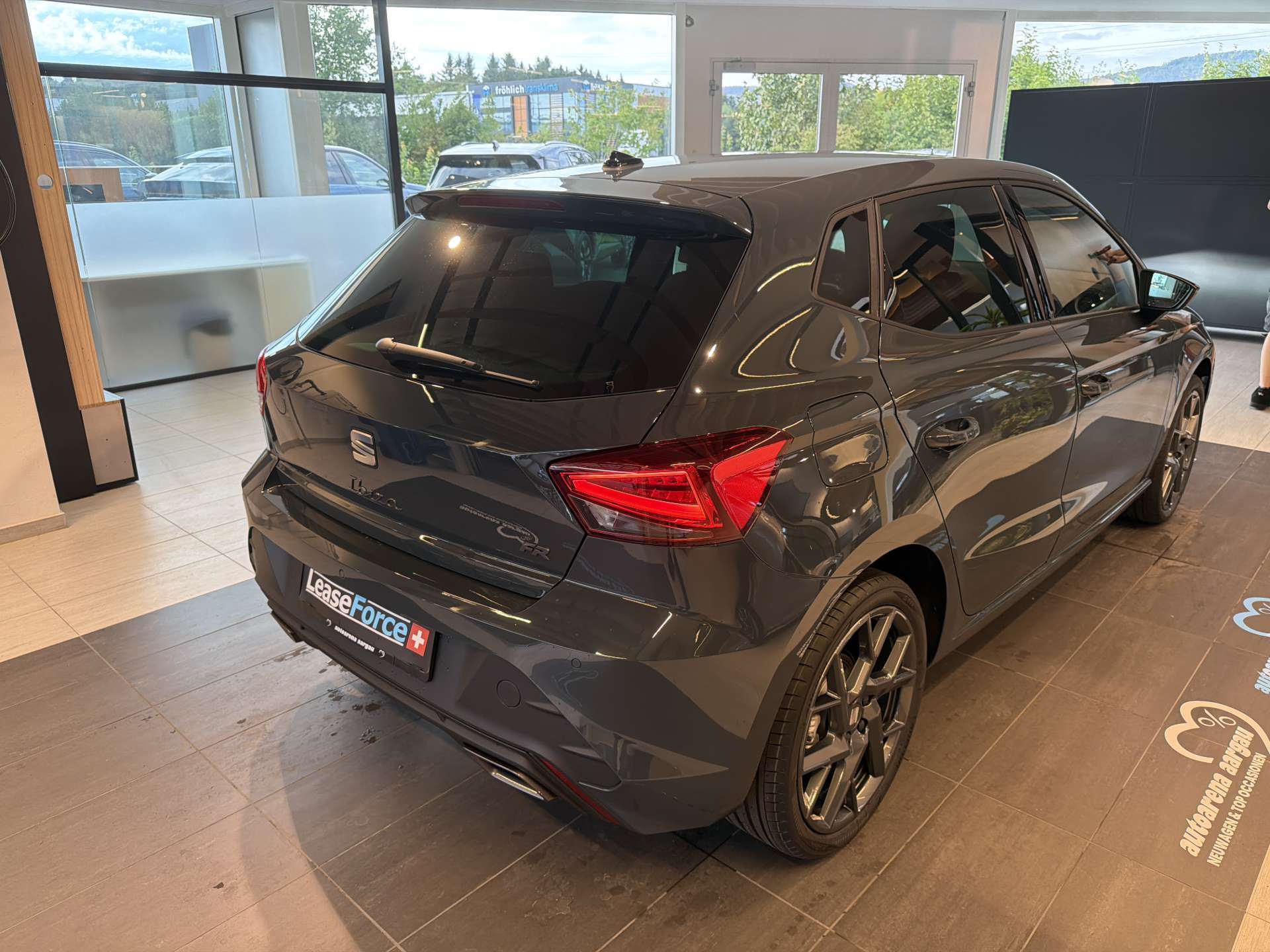 SEAT Ibiza 1.0 EcoTSi FR DSG-Automat-image-2