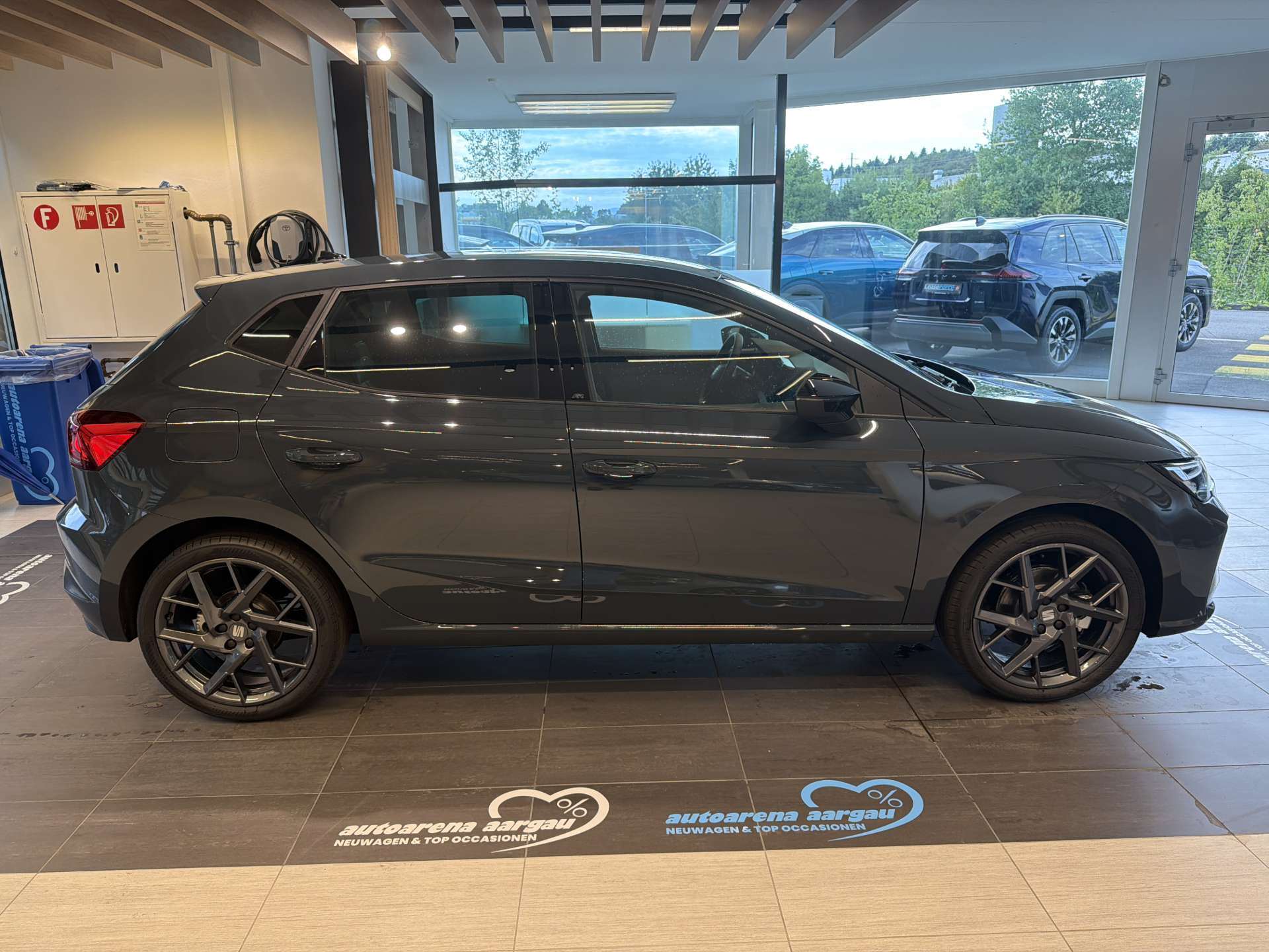 SEAT Ibiza 1.0 EcoTSi FR DSG-Automat-image-13