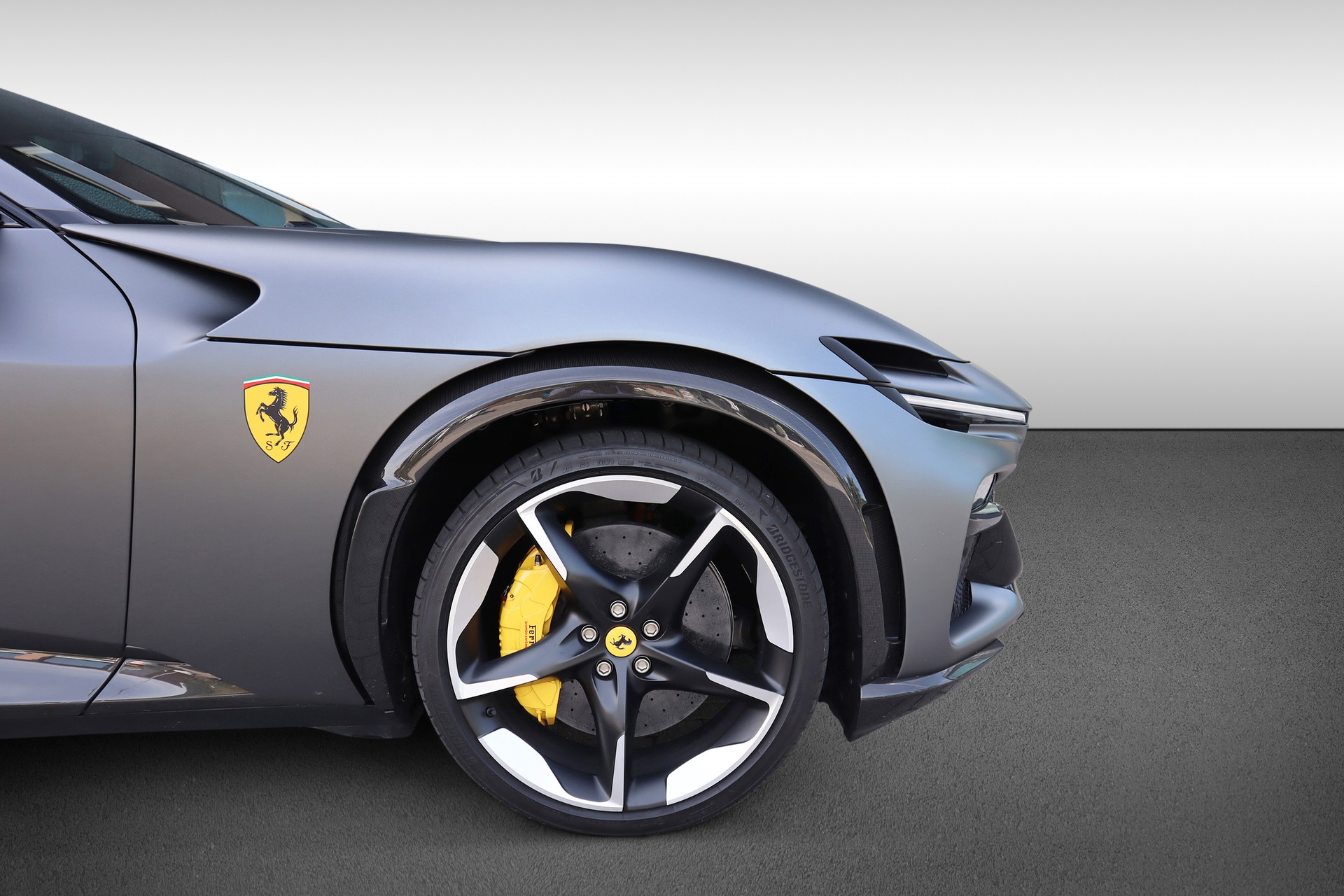 FERRARI Purosangue 6.5 V12-image-8