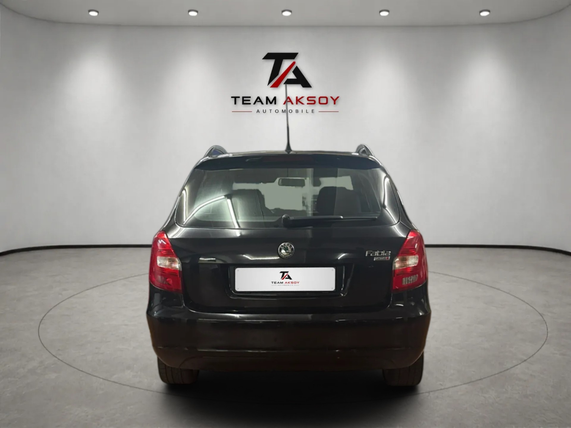 SKODA Fabia 1.2 Entry-image-5