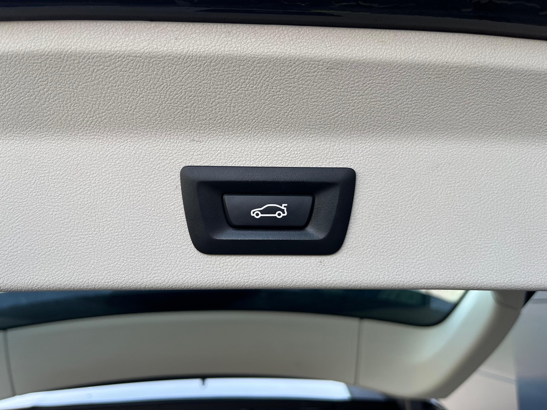 BMW X3 xDrive 30e-image-13
