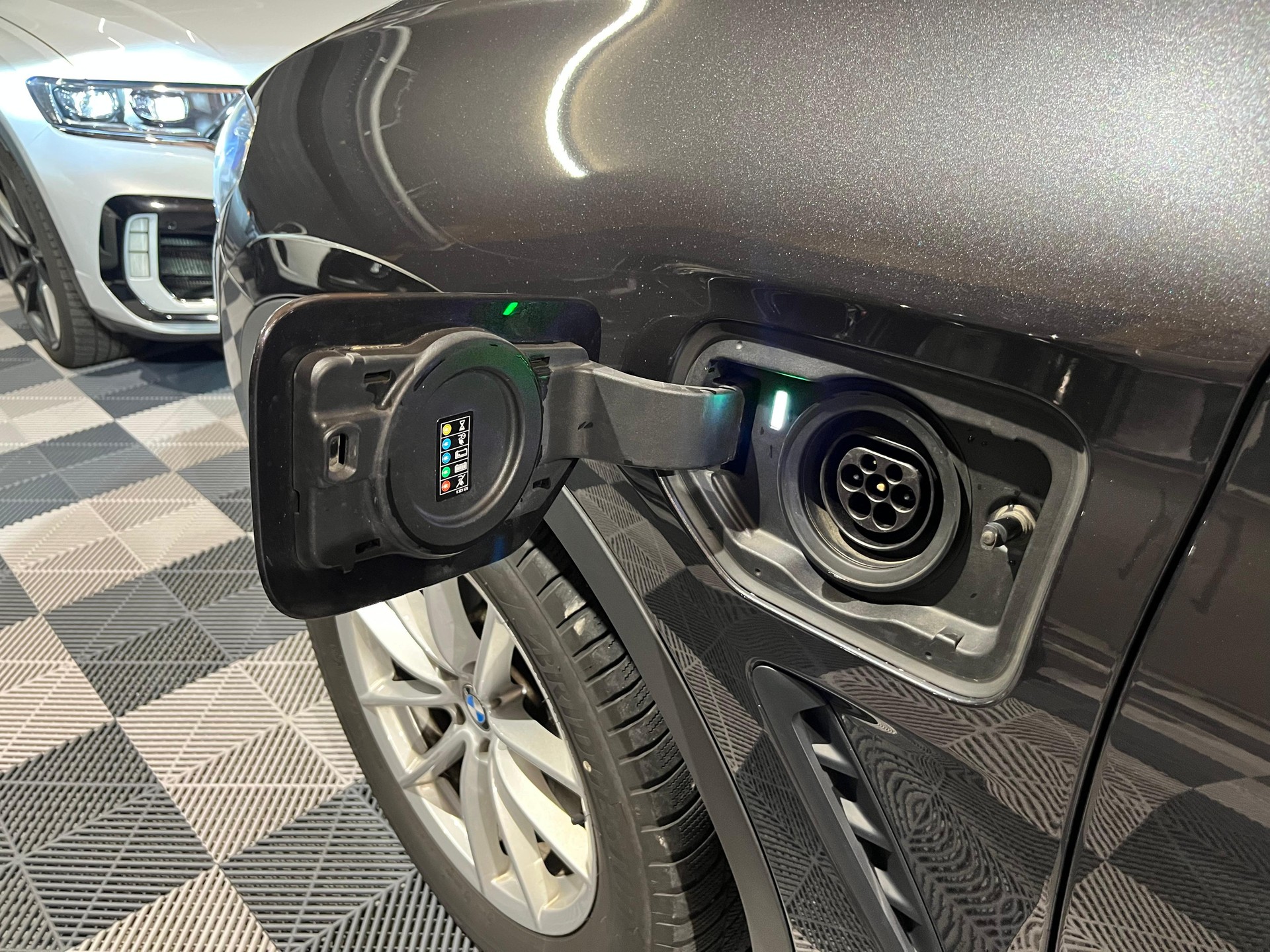BMW X3 xDrive 30e-image-7
