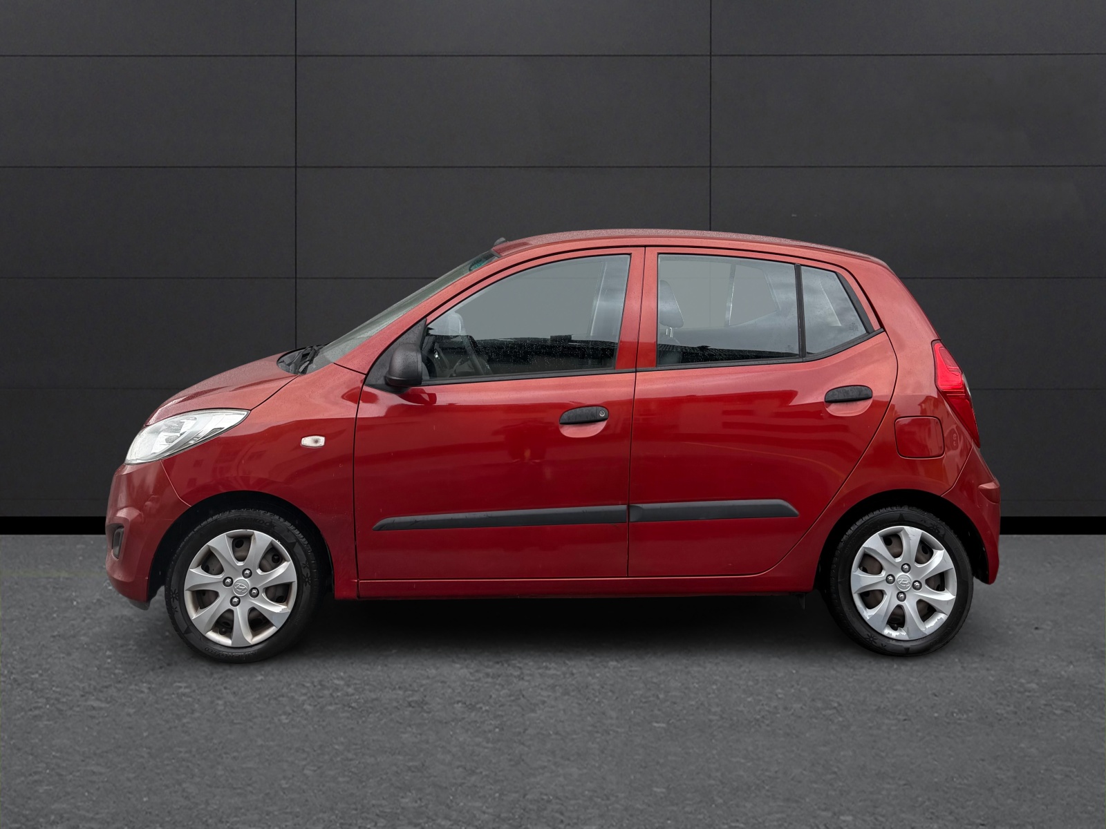 HYUNDAI i10-image-3