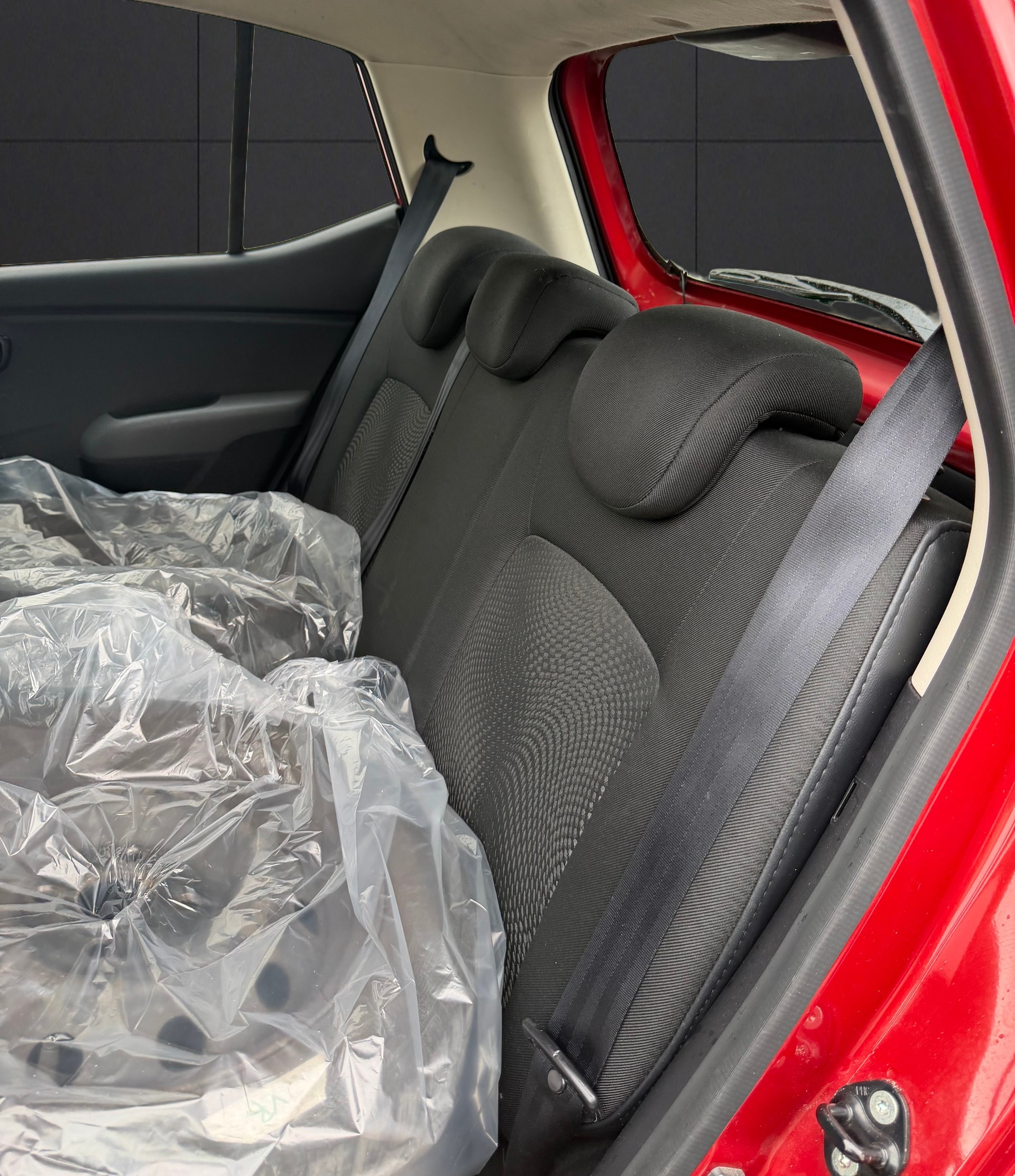 HYUNDAI i10-image-7