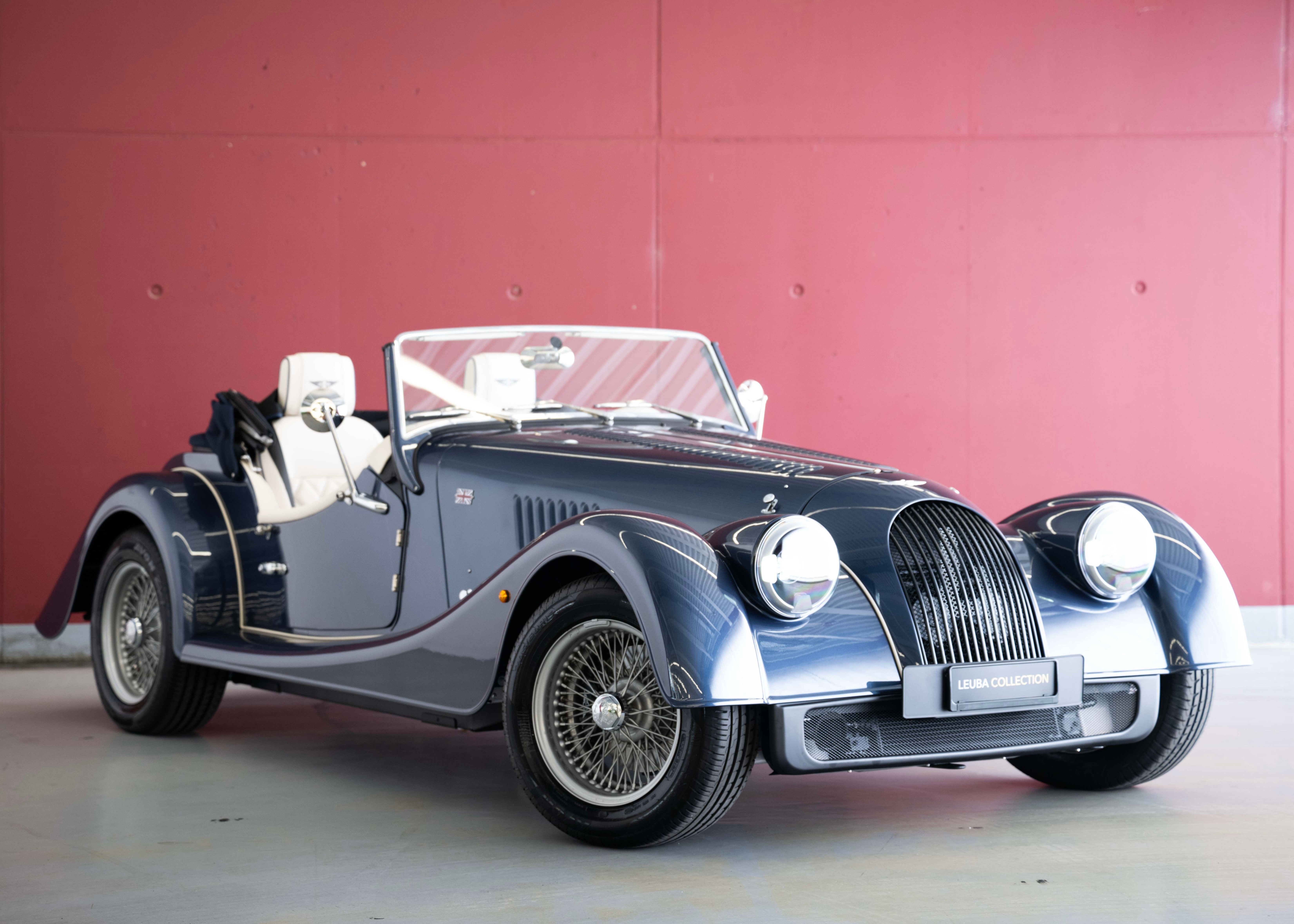 Photo MORGAN 4-4 Plus Four 2.0 Automatic Bespoke (Leasing 1.80%, Swiss new car, 1 of 1 configuration, Prussian Blue Porsche metallic)