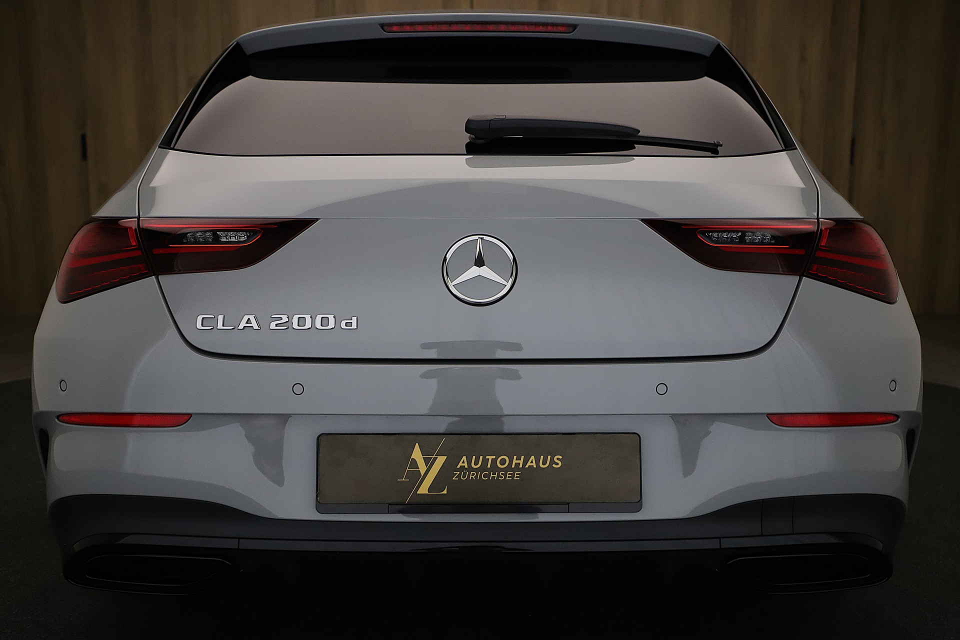 MERCEDES-BENZ CLA 200d Shooting Brake 7G-DCT AMG Line Night Edition und Advanced Plus-image-3