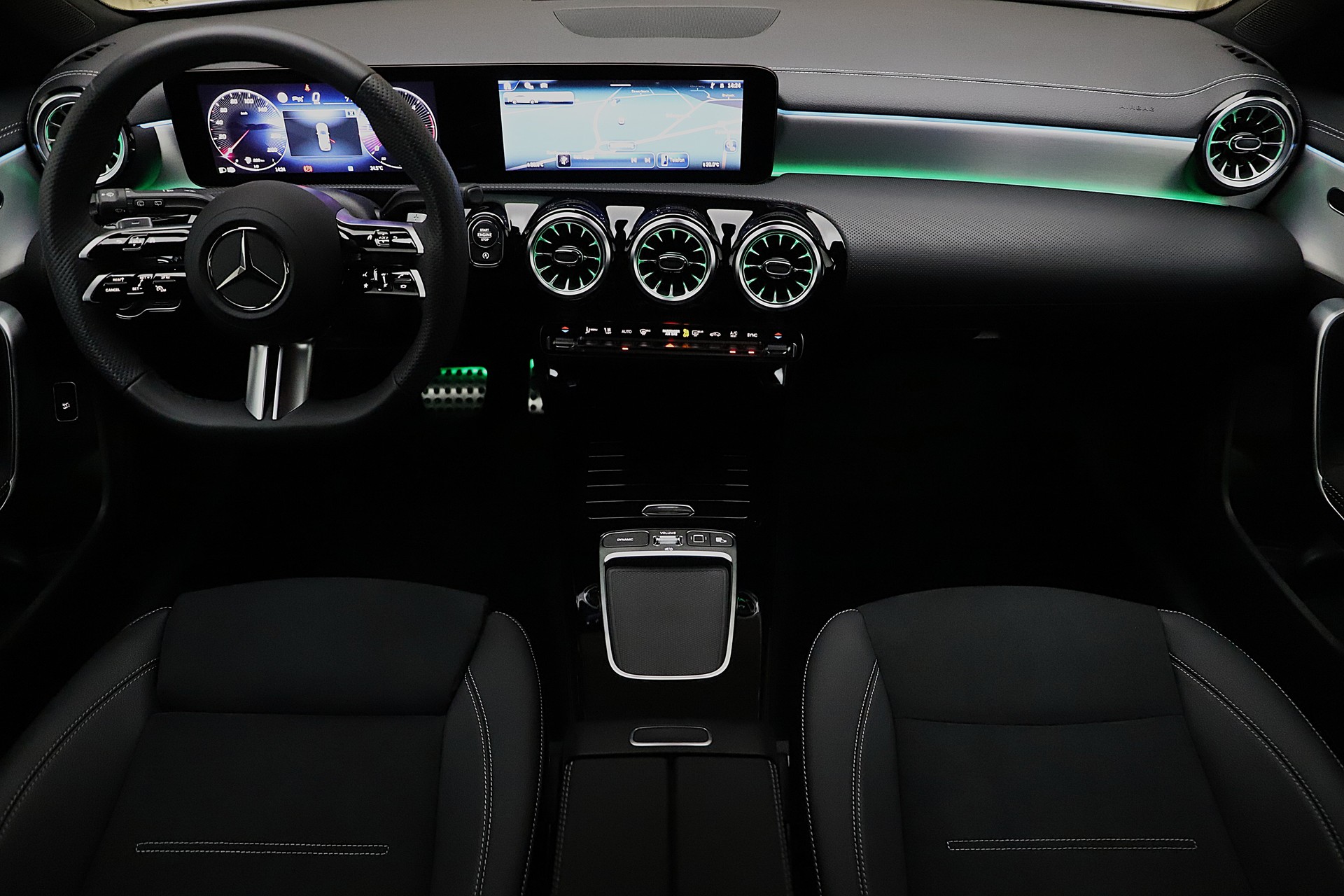 MERCEDES-BENZ CLA 200d Shooting Brake 7G-DCT AMG Line Night Edition und Advanced Plus-image-5