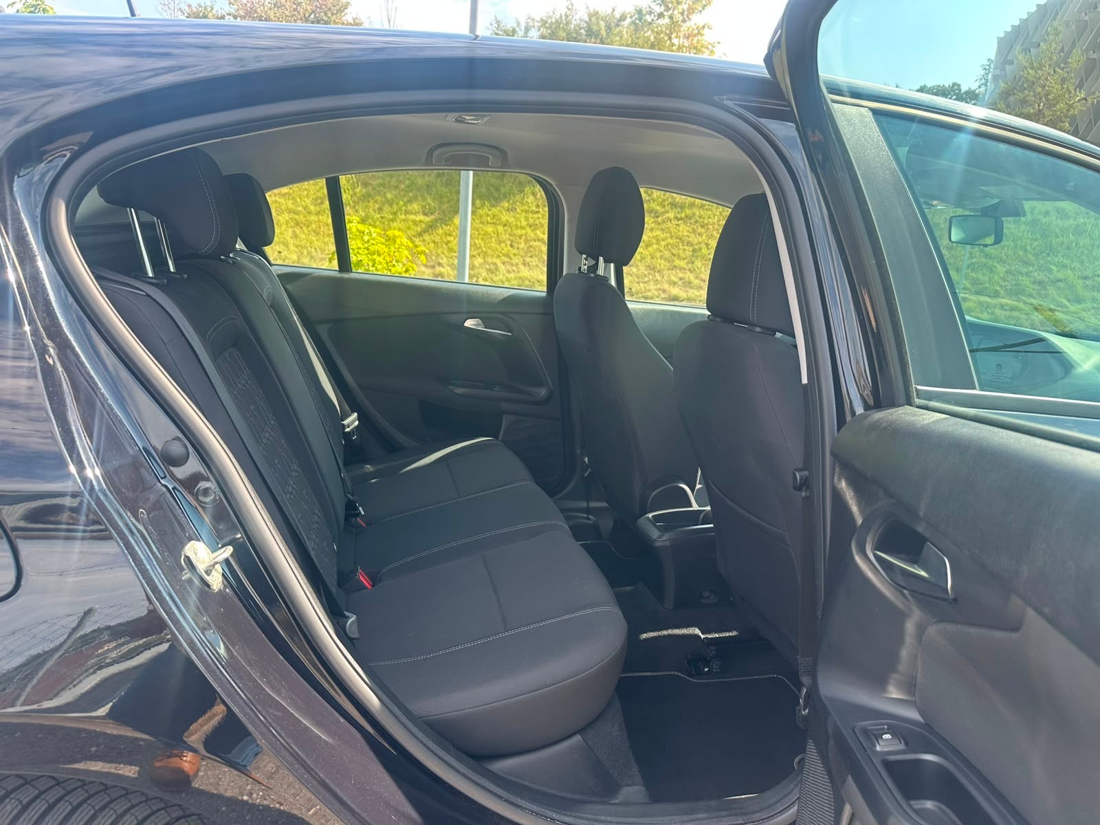 FIAT Tipo Hybrid 1.5 Swiss Edition-image-9
