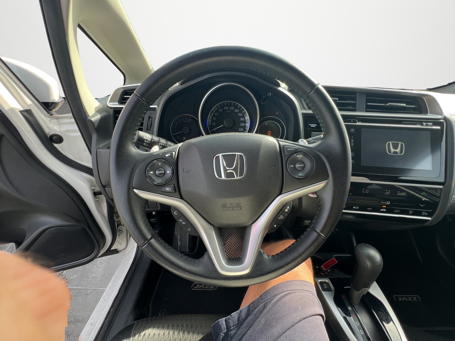 HONDA Jazz 1.3i Elegance-image-7
