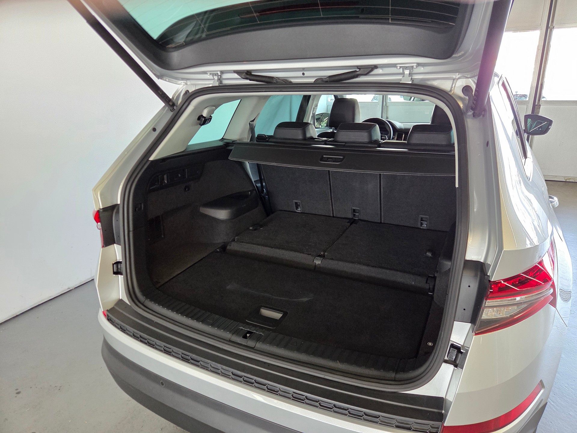 SKODA Kodiaq 2.0 TSI Style DSG-image-24