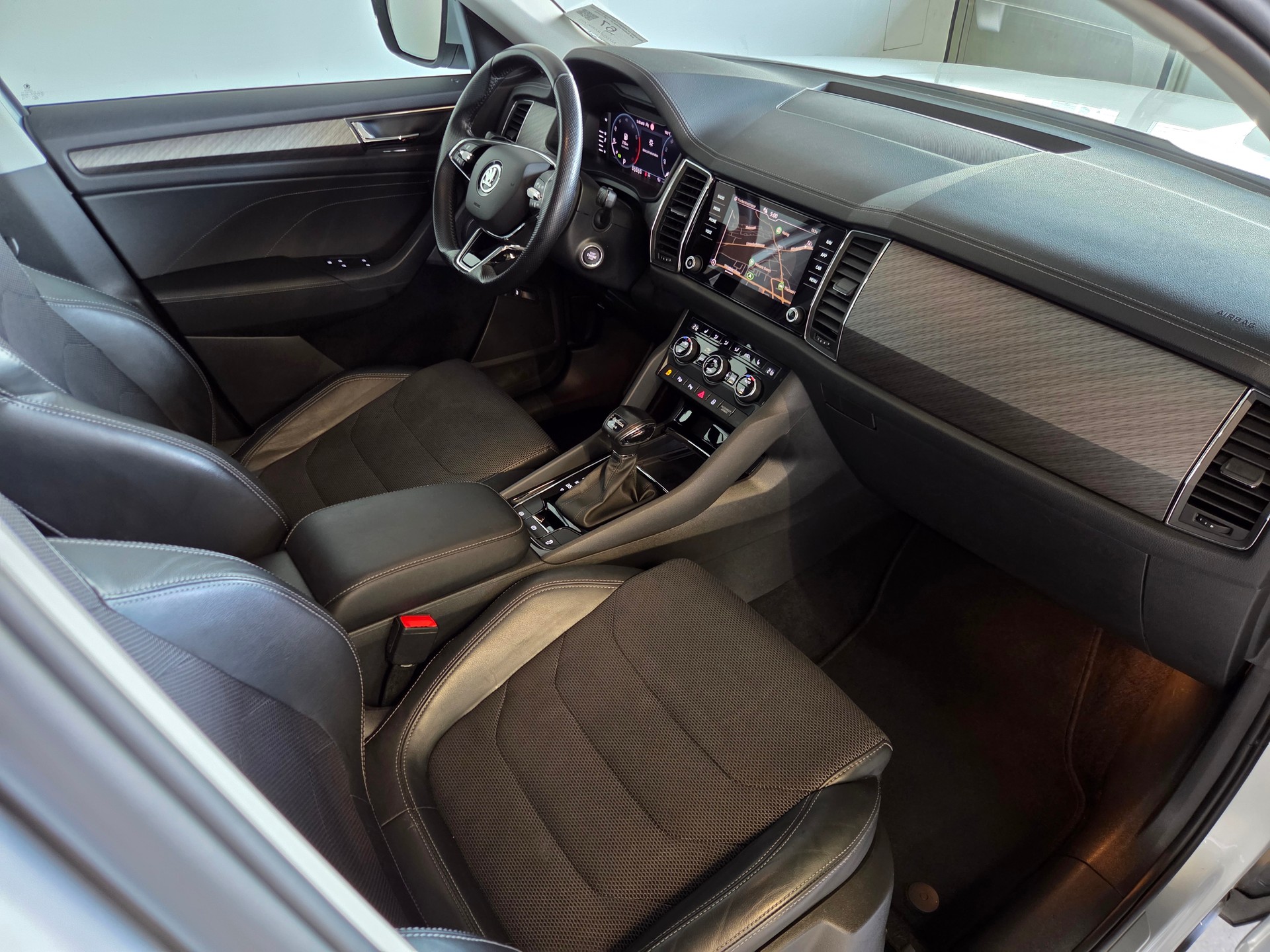 SKODA Kodiaq 2.0 TSI Style DSG-image-17