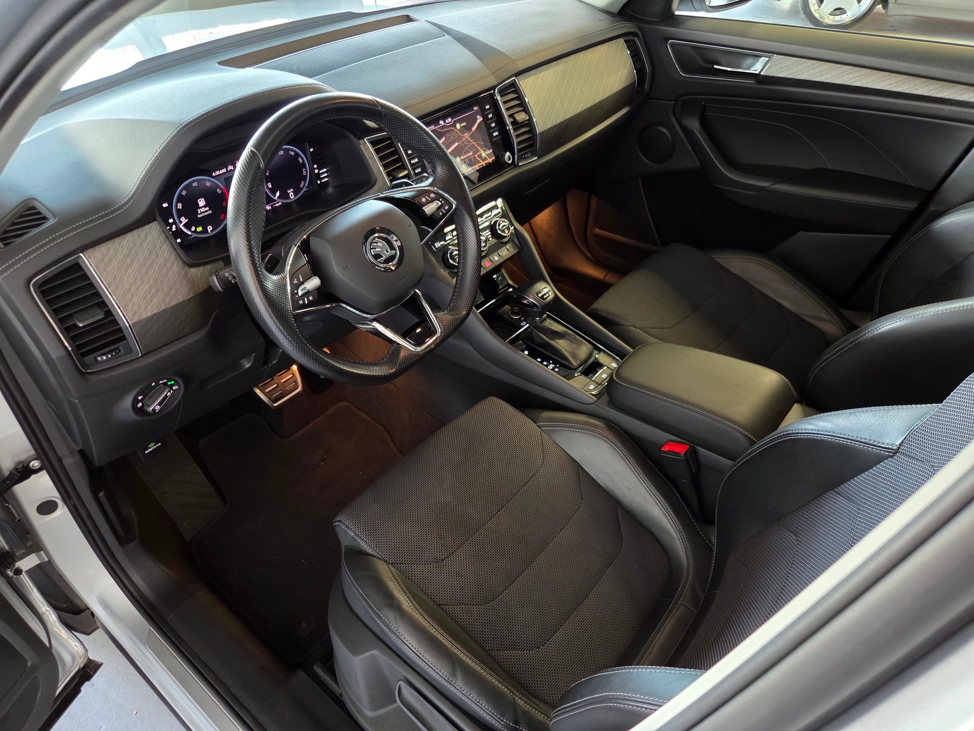 SKODA Kodiaq 2.0 TSI Style DSG-image-9