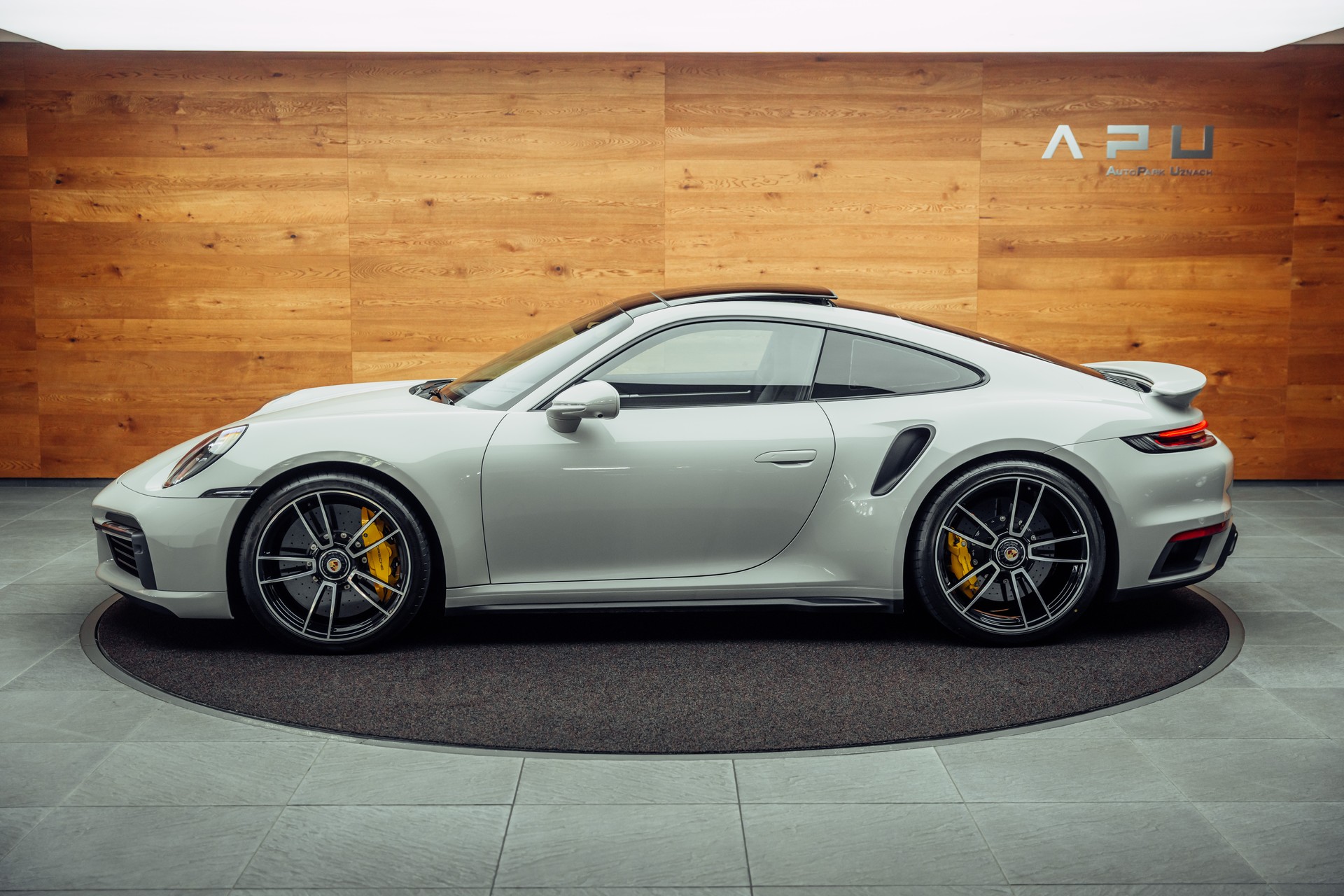 PORSCHE 911 Turbo S PDK-image-8