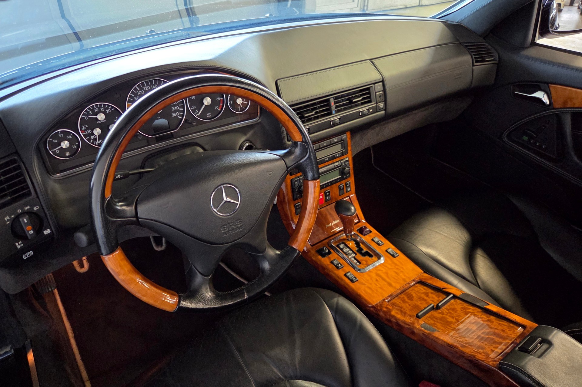 MERCEDES-BENZ SL 500 Final Edition-image-9