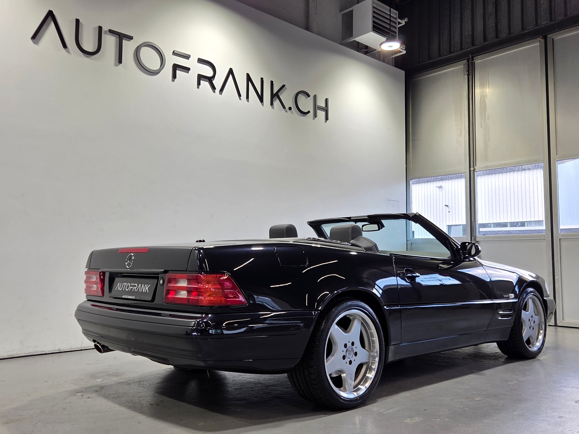 MERCEDES-BENZ SL 500 Final Edition-image-2
