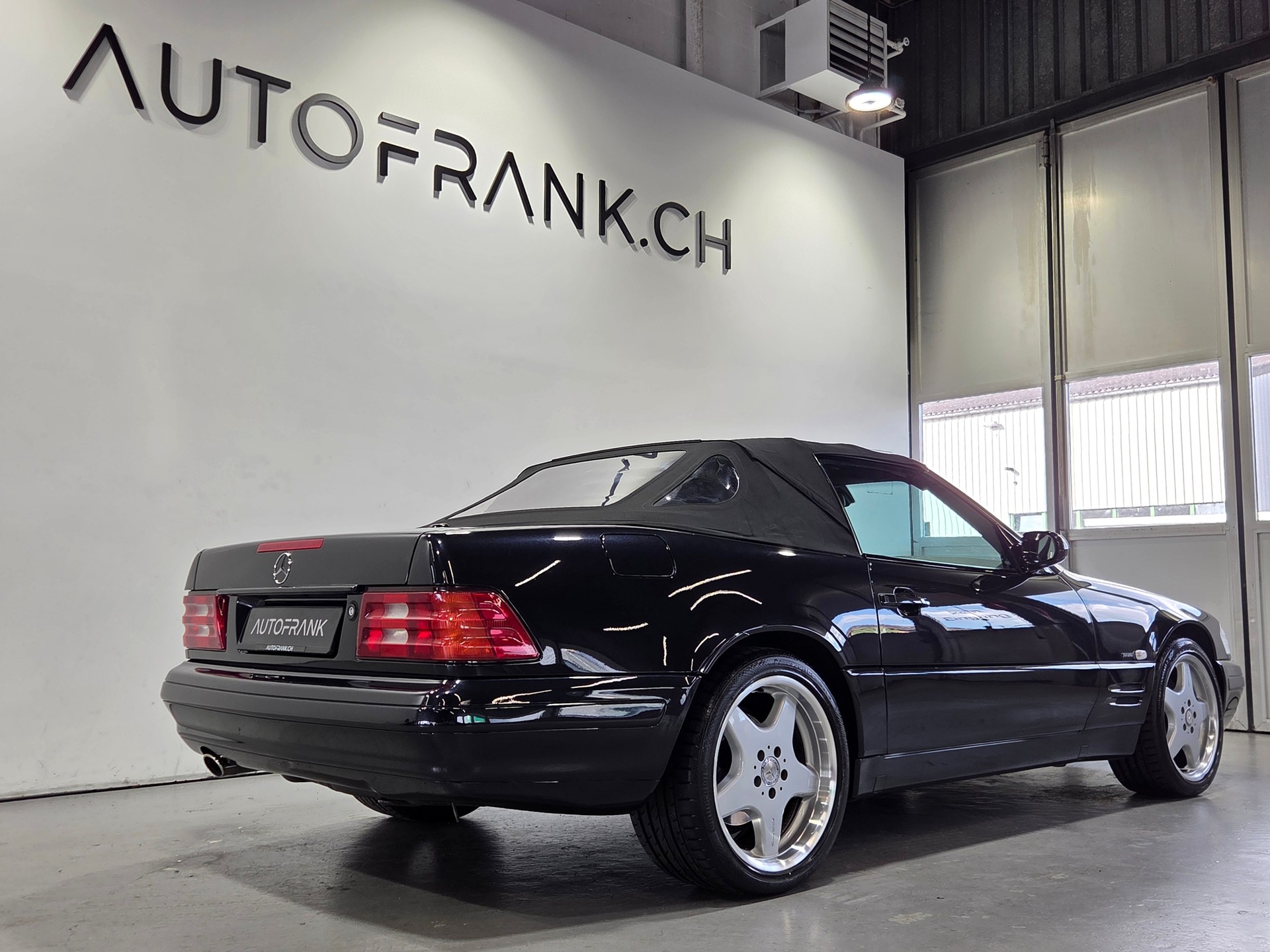 MERCEDES-BENZ SL 500 Final Edition-image-23