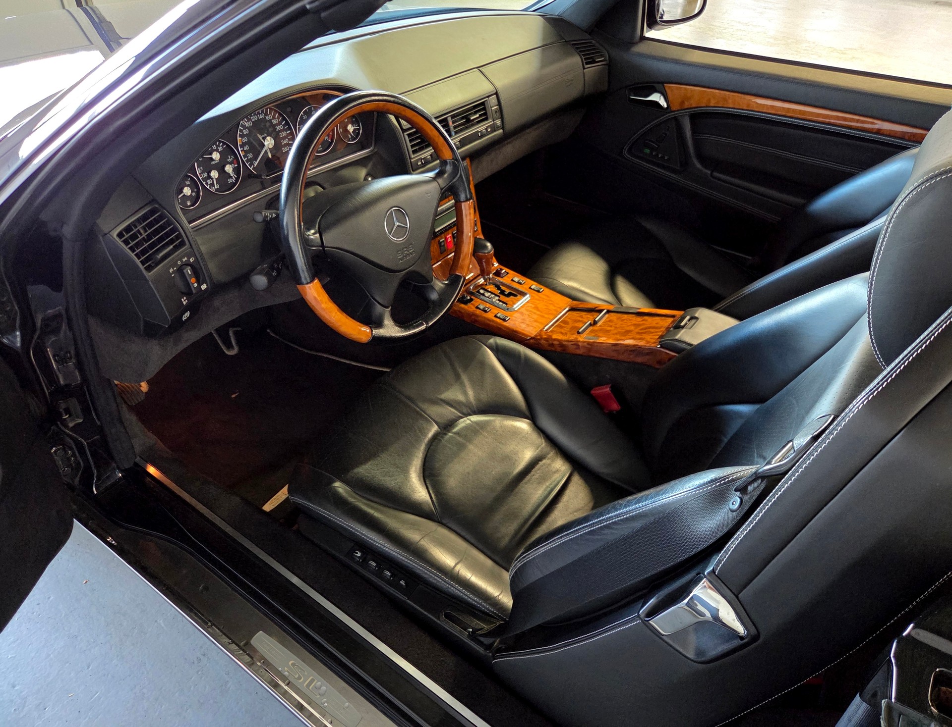 MERCEDES-BENZ SL 500 Final Edition-image-5