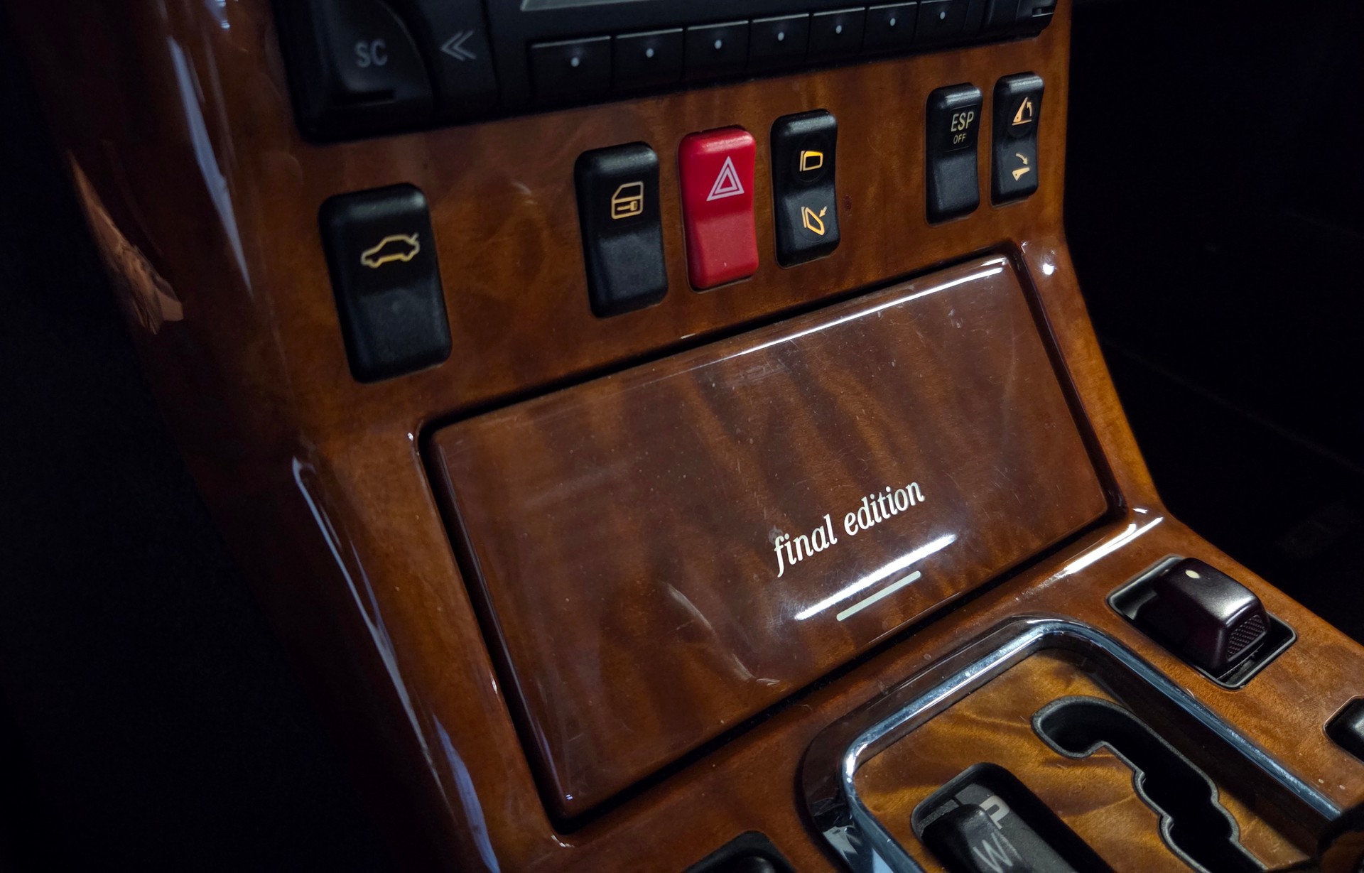 MERCEDES-BENZ SL 500 Final Edition-image-6