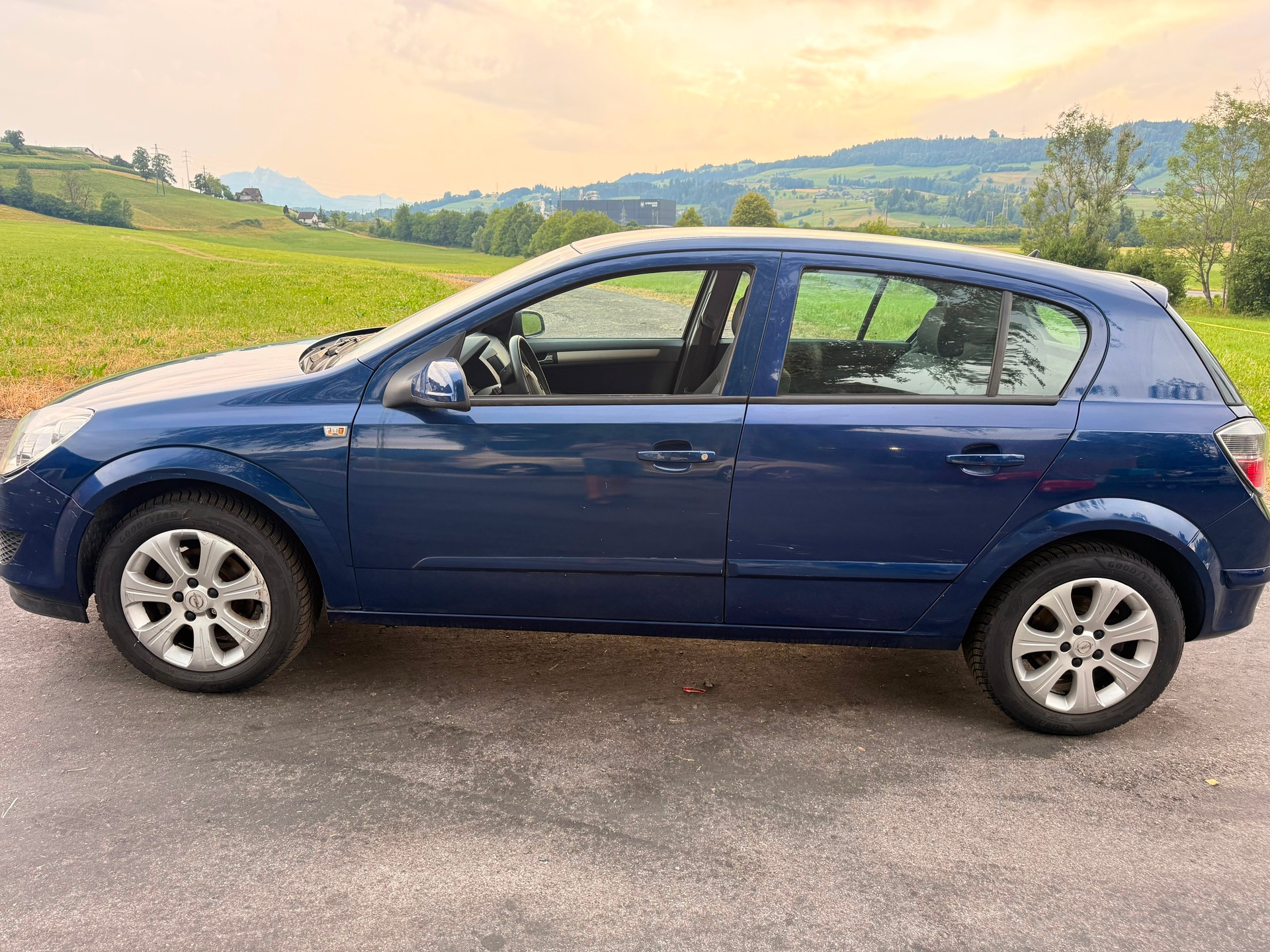 OPEL Astra 1.6i 16V Enjoy Ab MFK-image-10