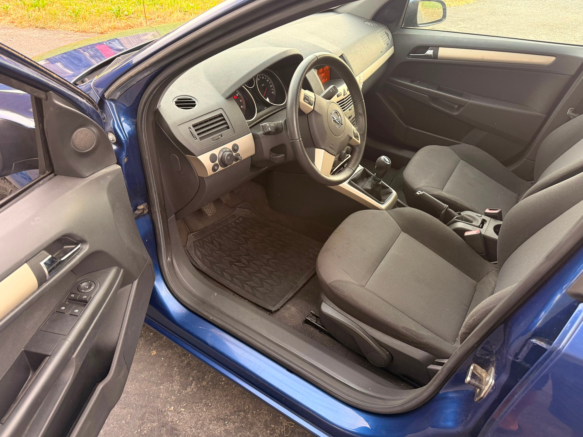 OPEL Astra 1.6i 16V Enjoy Ab MFK-image-8