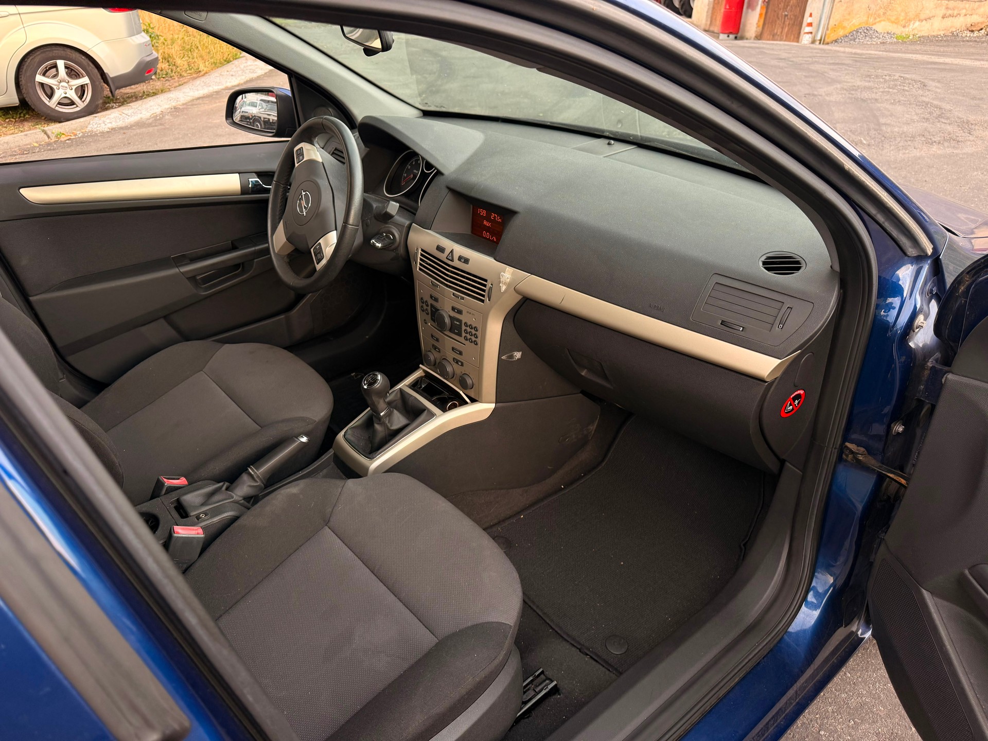 OPEL Astra 1.6i 16V Enjoy Ab MFK-image-9