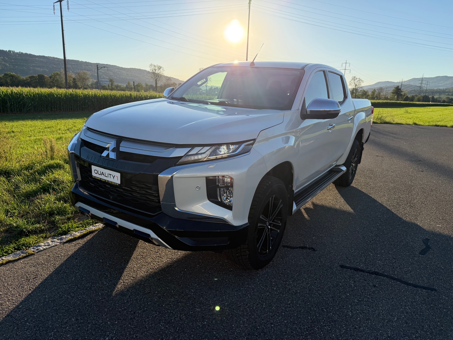 MITSUBISHI L 200 2.2 Diamond Double Cab Automat-360°-Kamera-image-7