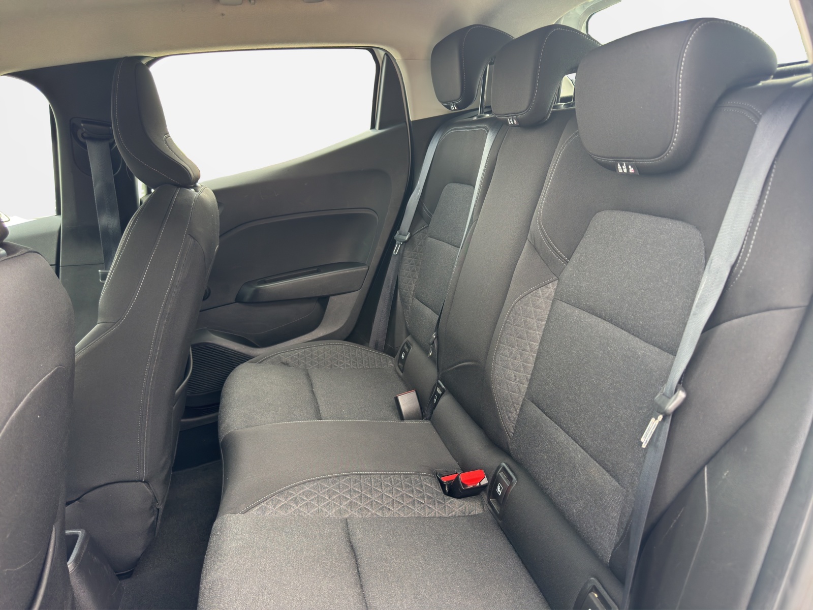 RENAULT Clio 1.0 Intens Gratis Service bis 210000Km-image-10