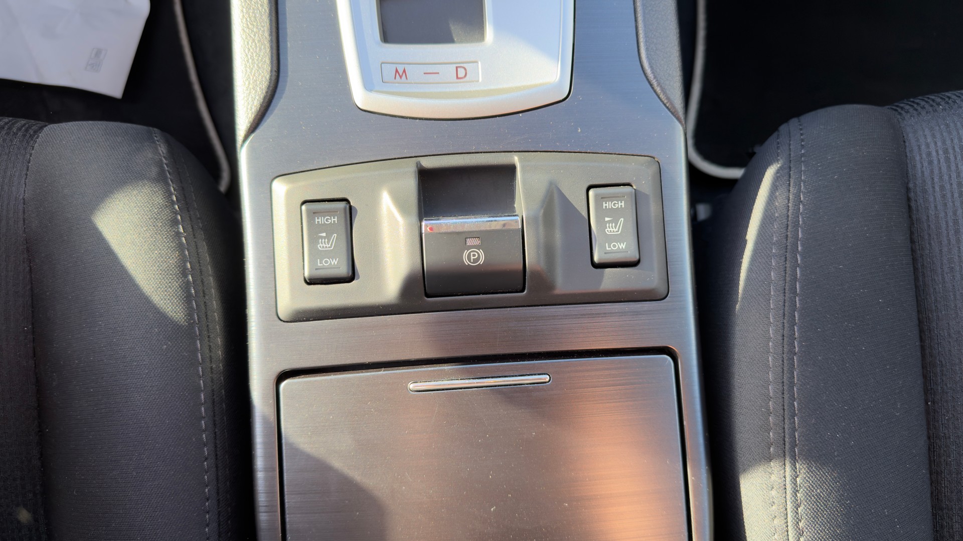 SUBARU Legacy 2.0i Swiss AWD Lineartronic-image-14