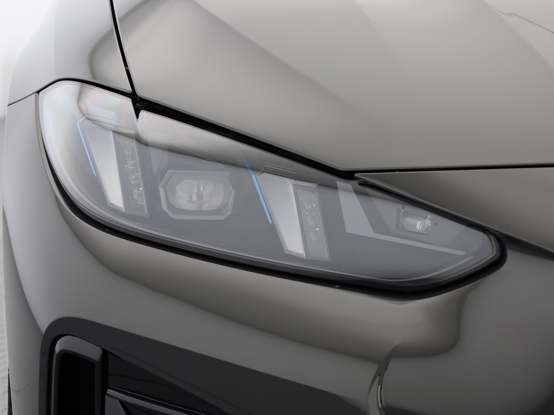 BMW M440i xDrive Gran Coupé-image-5