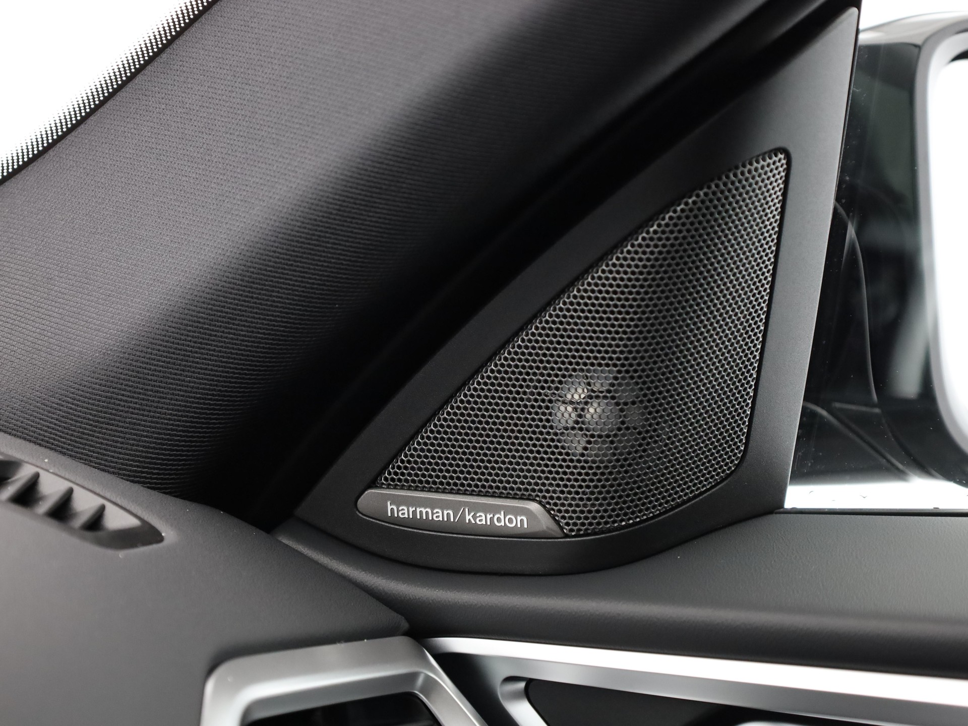 BMW M440i xDrive Gran Coupé-image-22