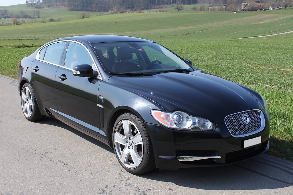 JAGUAR XF-image-0