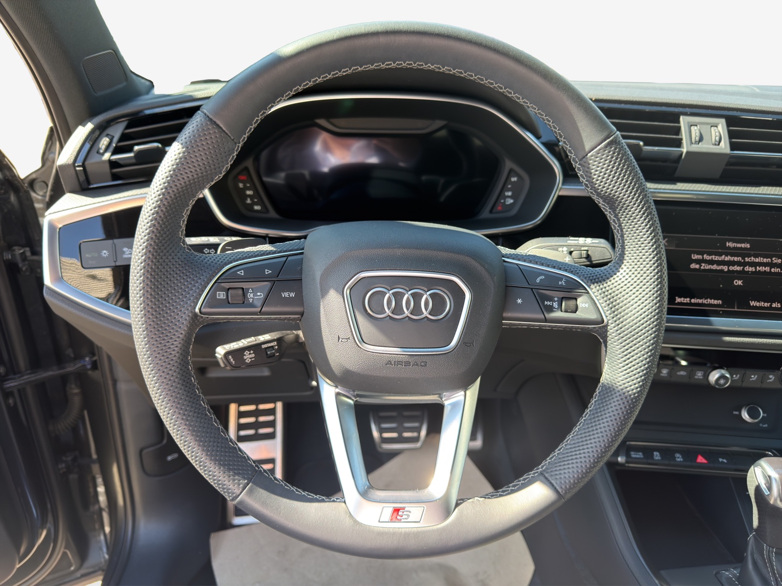 AUDI Q3 Sportback 35 TFSI S line Attraction S-tronic-image-9