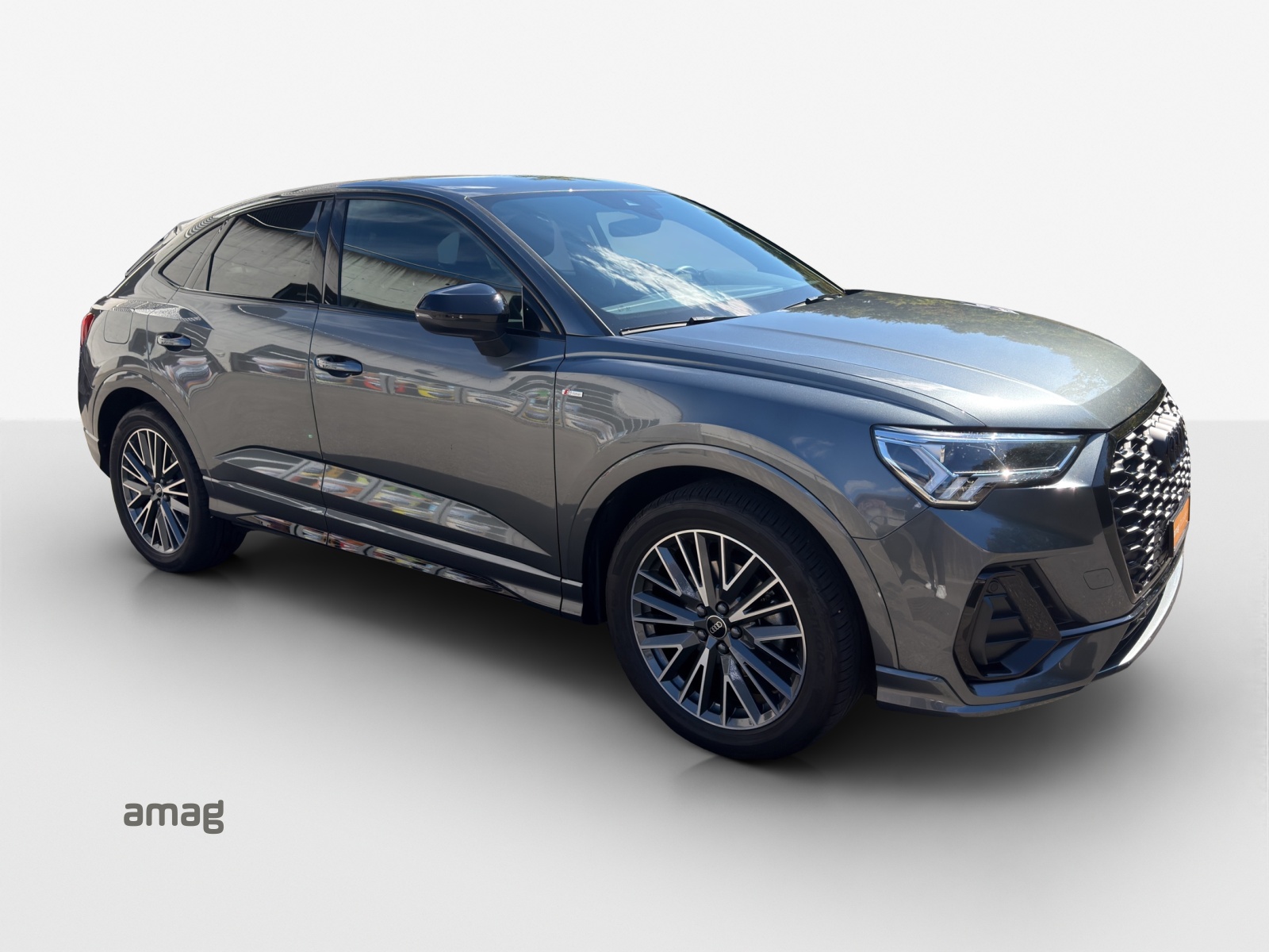 AUDI Q3 Sportback 35 TFSI S line Attraction S-tronic-image-5