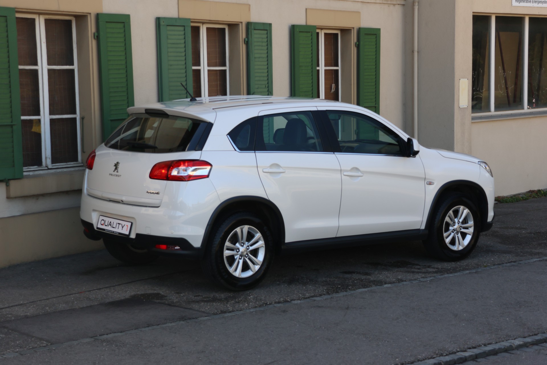 PEUGEOT 4008 1.6 HDi Allure 4WD-image-6