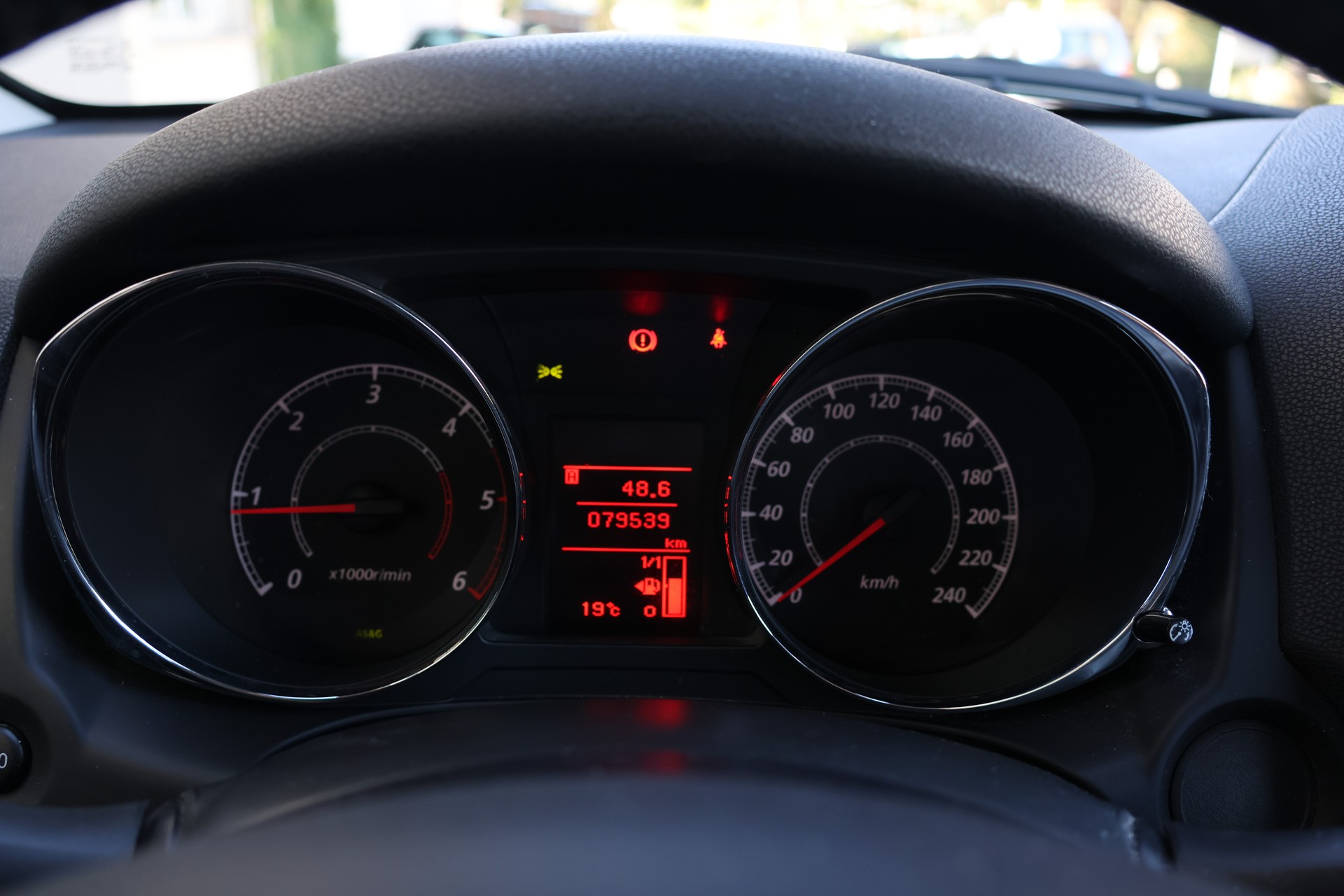 PEUGEOT 4008 1.6 HDi Allure 4WD-image-14