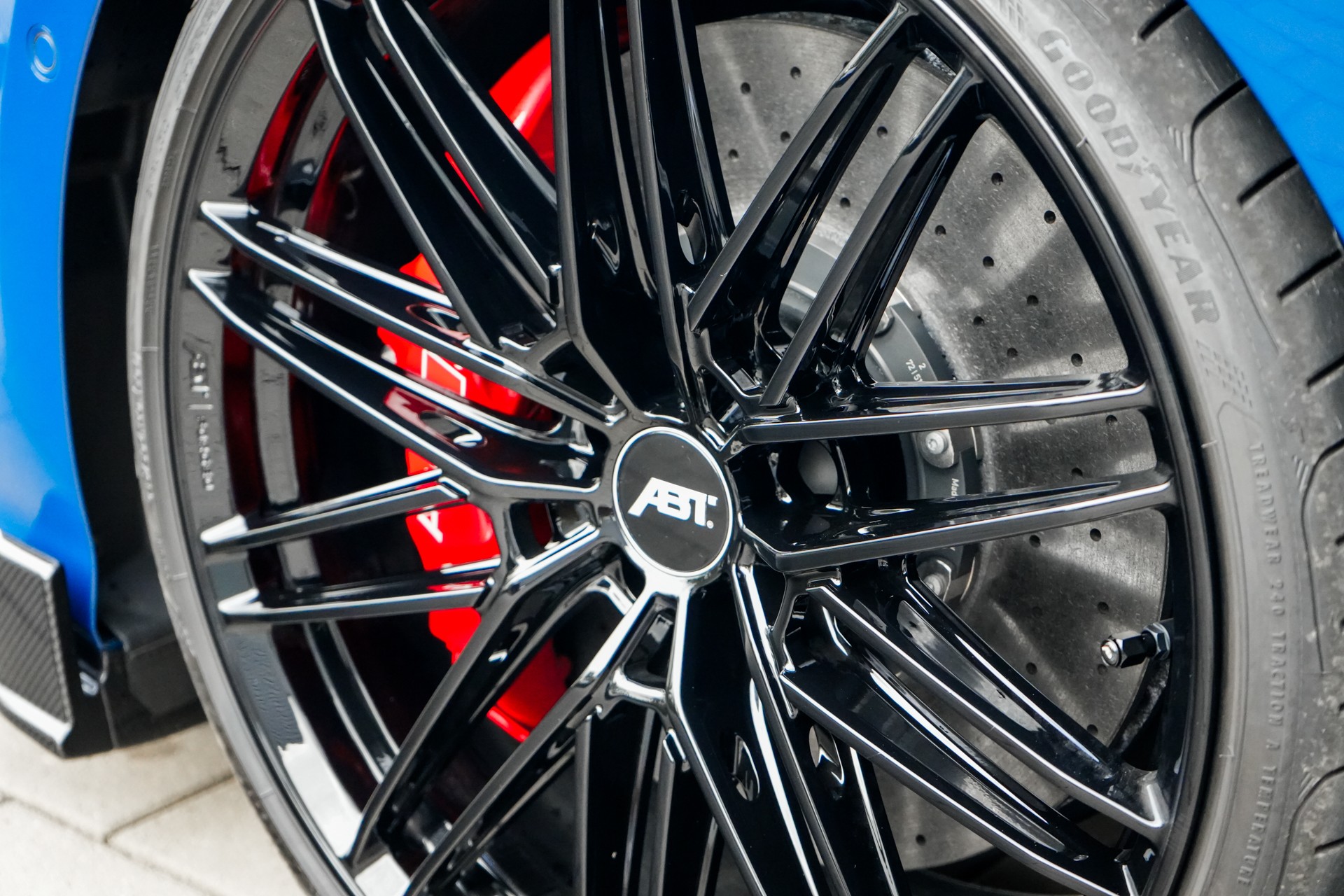 AUDI RS3 Sportback 2.5 TSI quattro S-tronic-image-8