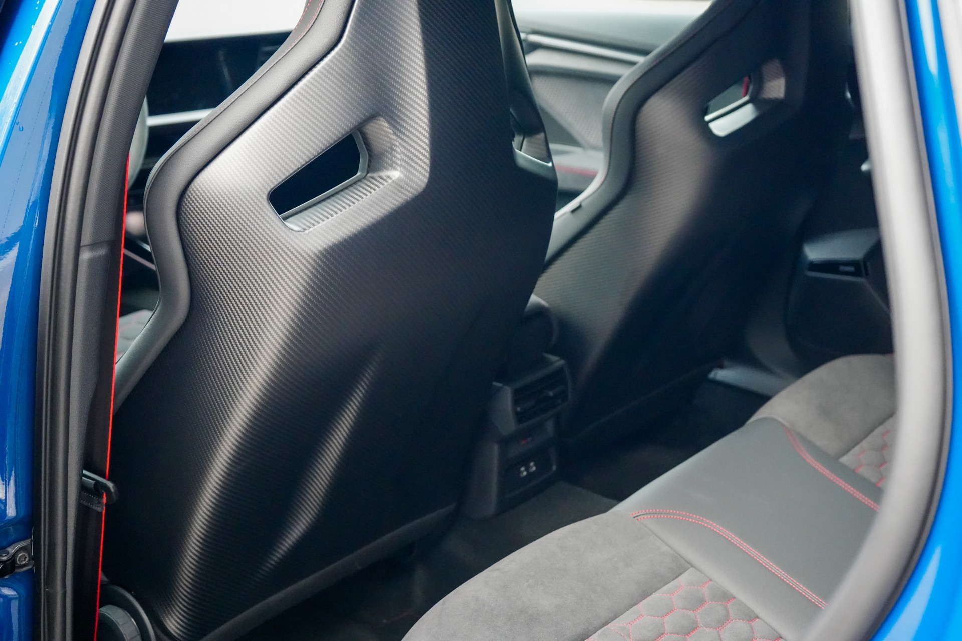 AUDI RS3 Sportback 2.5 TSI quattro S-tronic-image-17