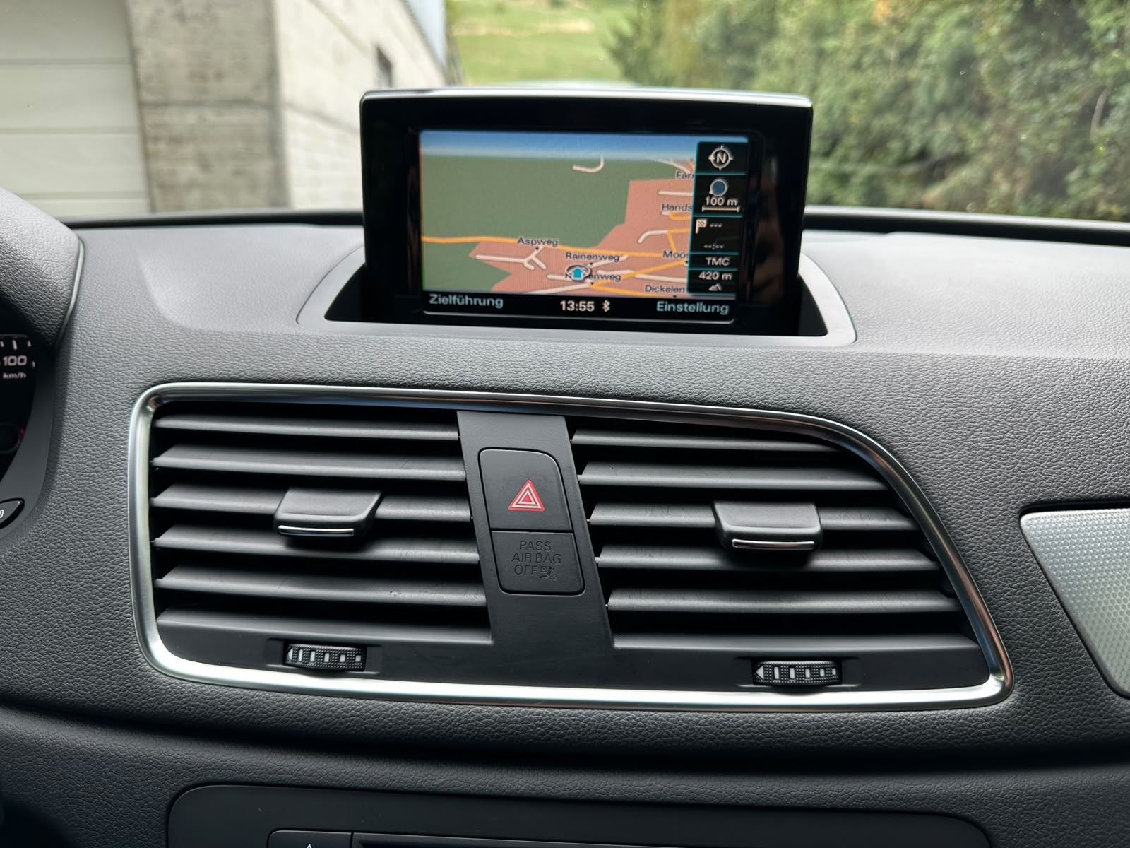 AUDI Q3 2.0 TDI quattro S-tronic-image-19