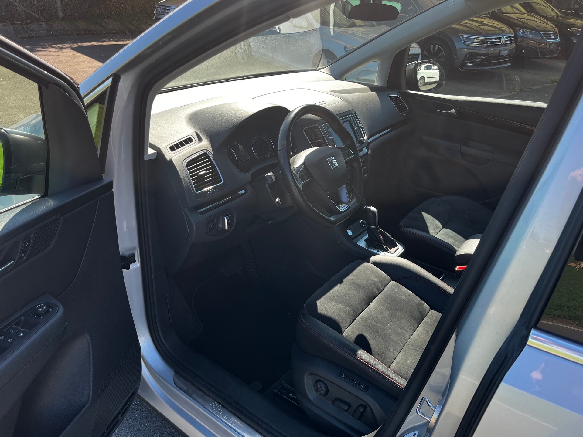 SEAT Alhambra 2.0 TDI FR Line DSG-image-4