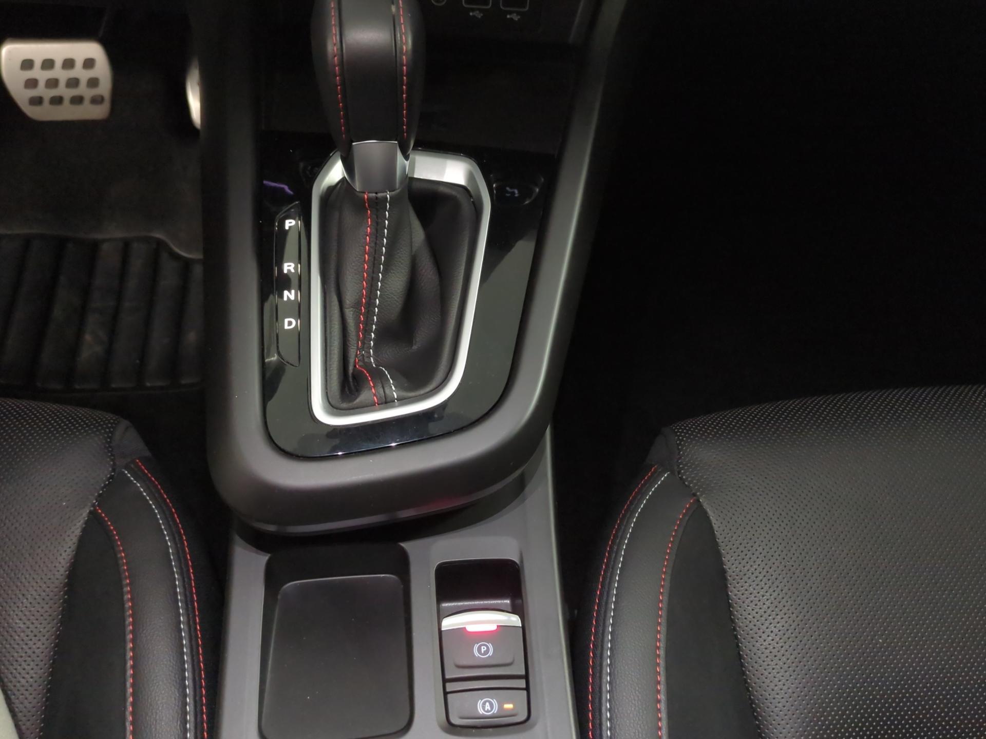 RENAULT Arkana 1.3 TCe R.S. Line EDC-image-24