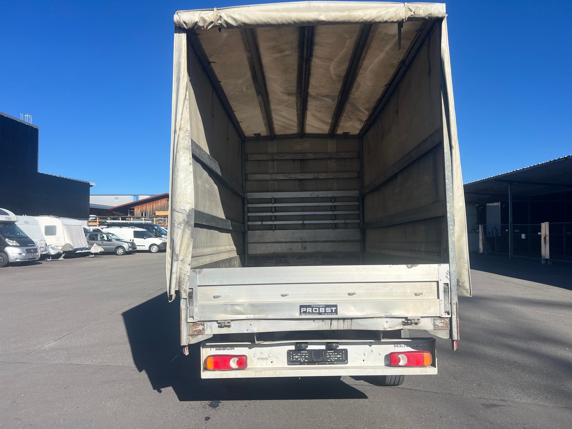 RENAULT Master T35 2.3dCi L3H1-image-4