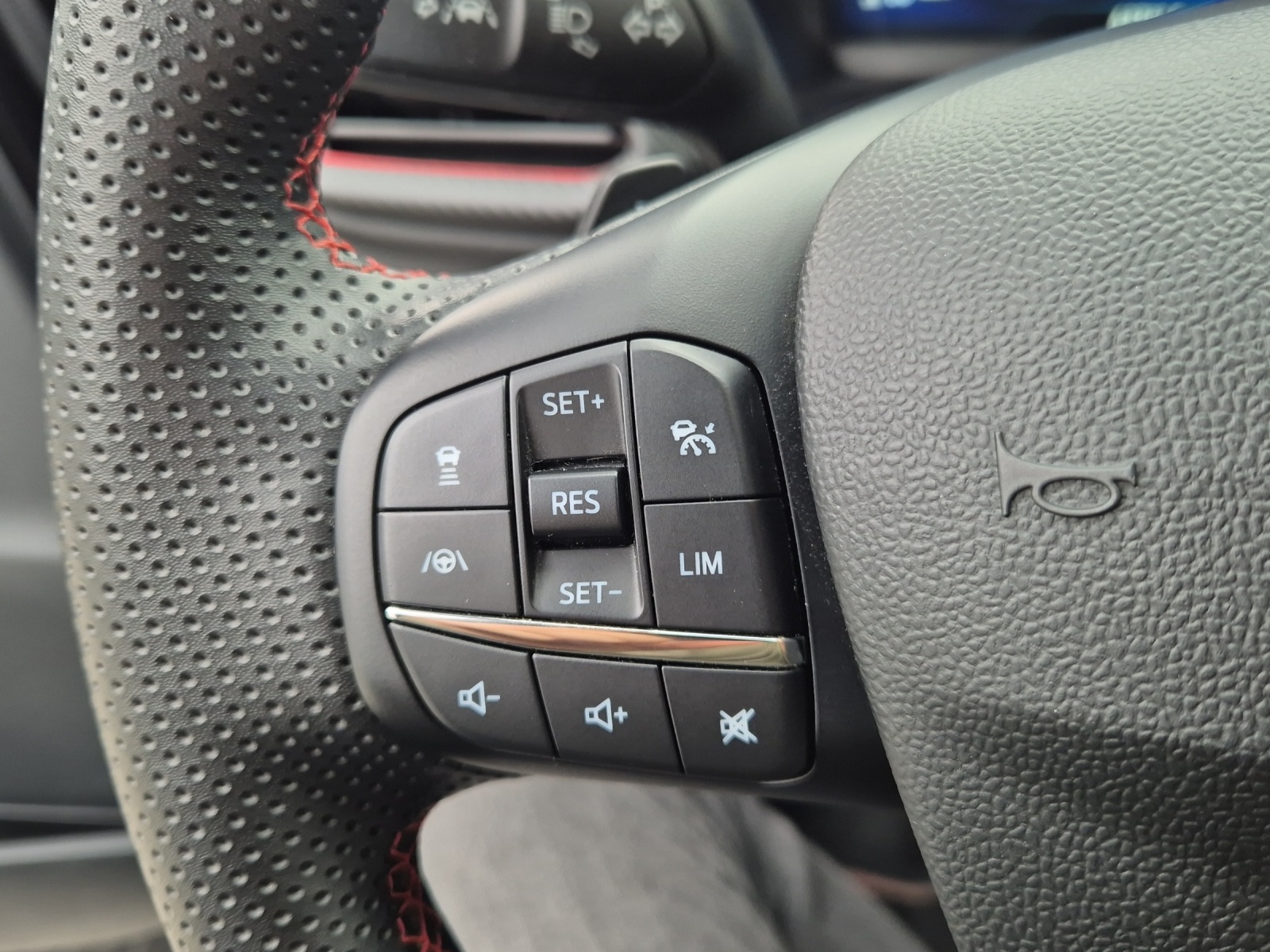 FORD Puma 1.0 EcoB Hybrid ST-Line X-image-15