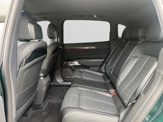 ZEEKR 7X Privilege AWD-image-9