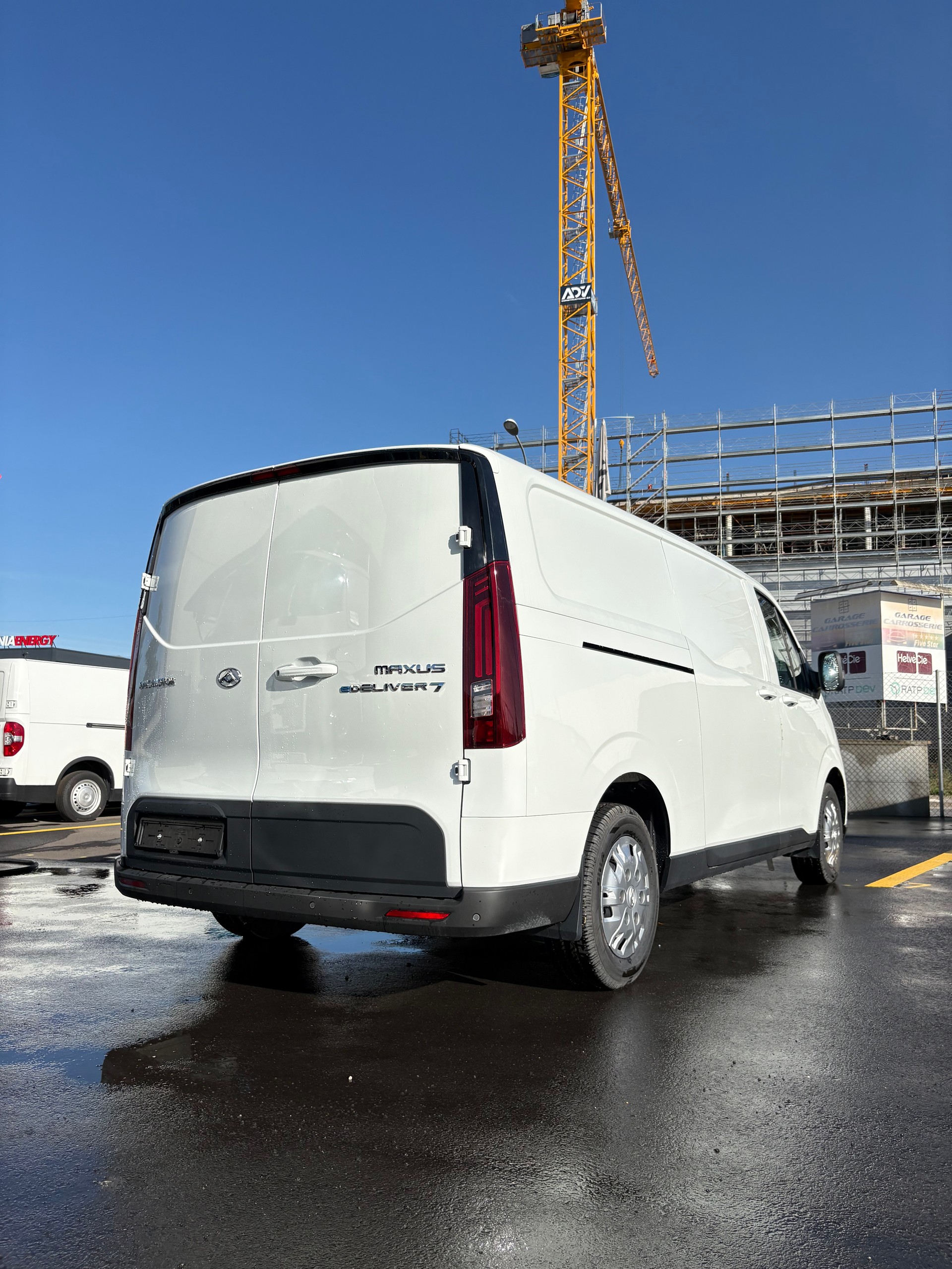 MAXUS eDeliver 7 L2 88kWh-image-12