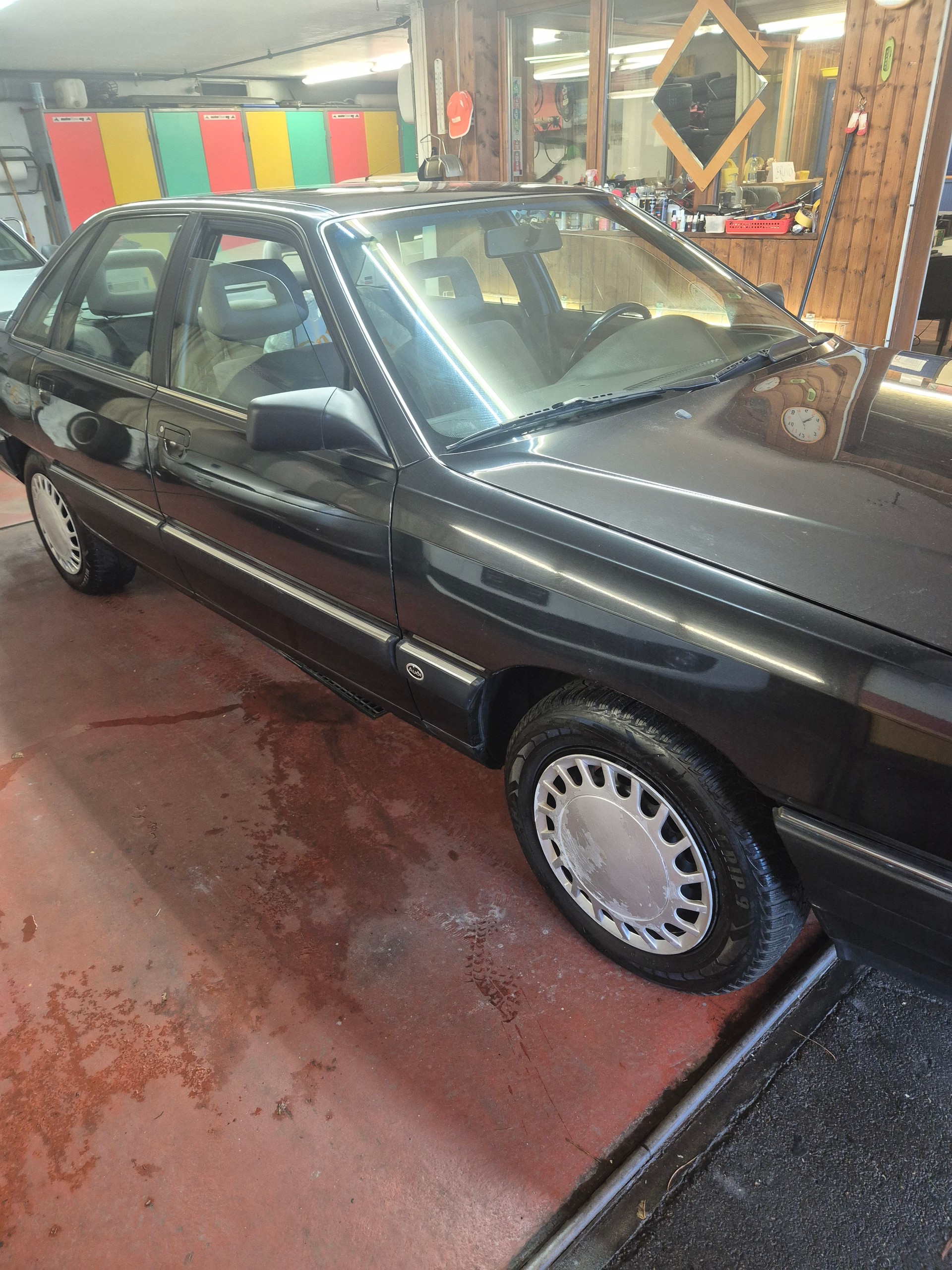 AUDI 100-image-5
