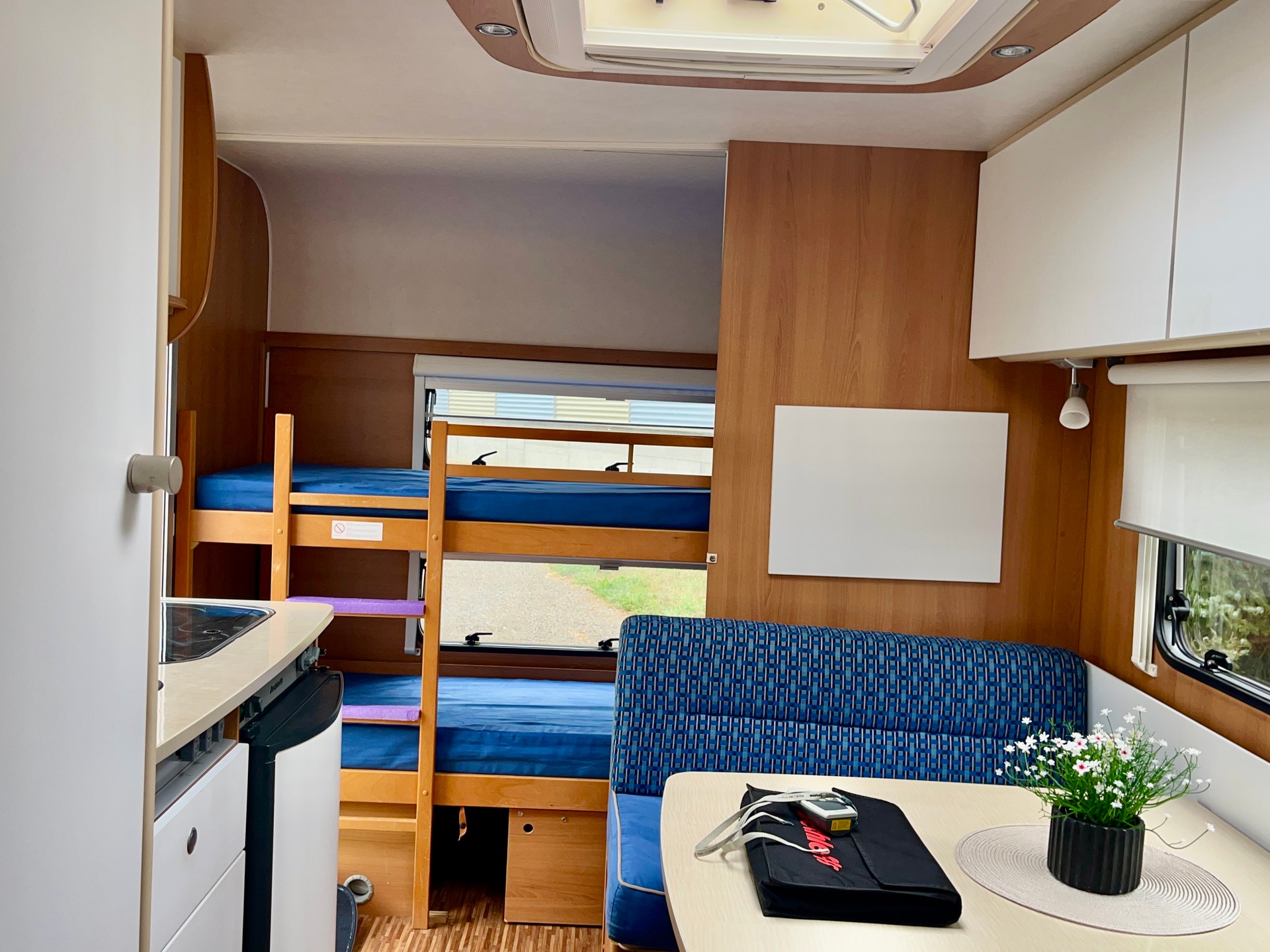 DETHLEFFS EL3 mit Kajüttenbett und Mover-image-8