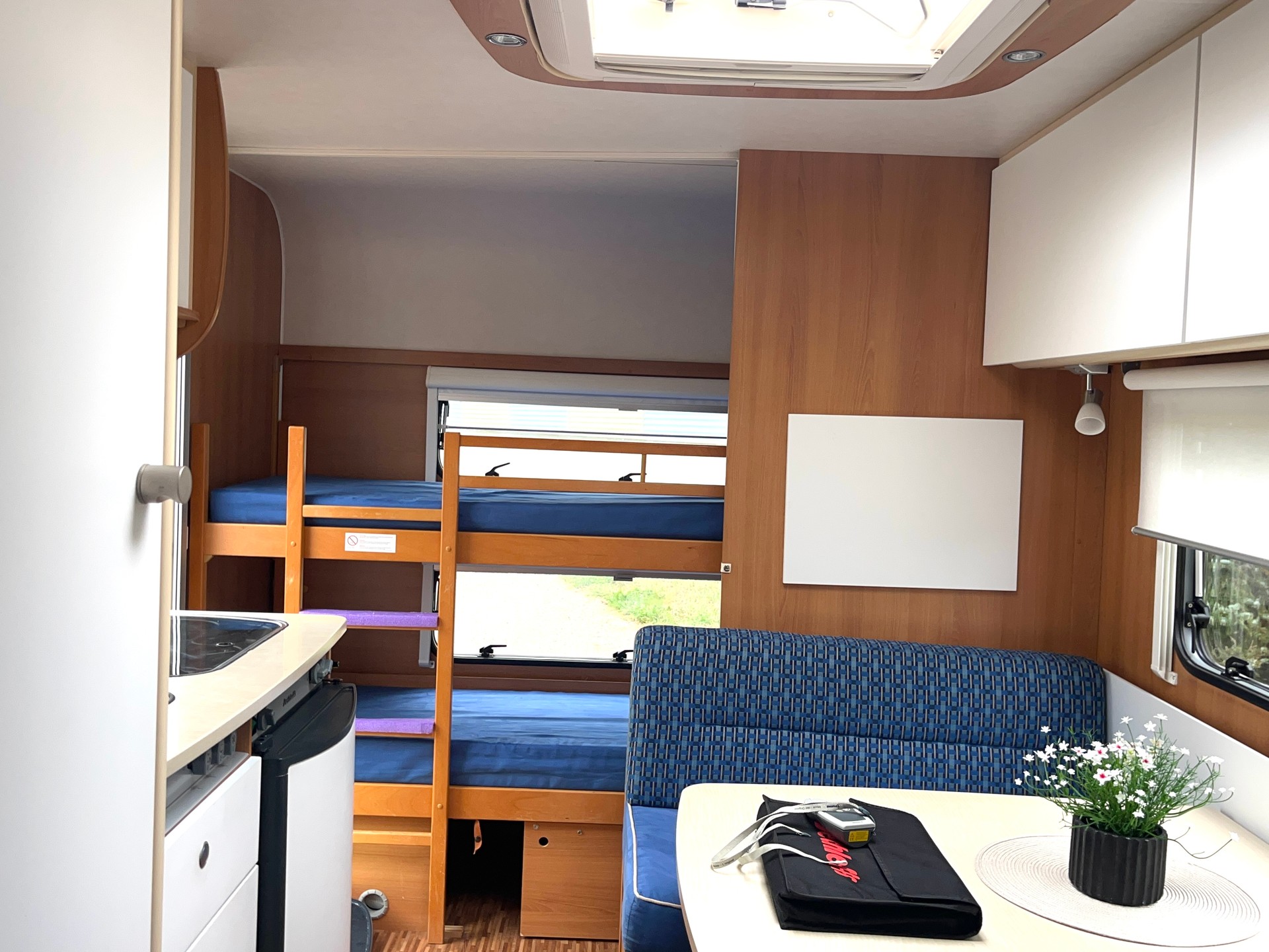 DETHLEFFS EL3 mit Kajüttenbett und Mover-image-4