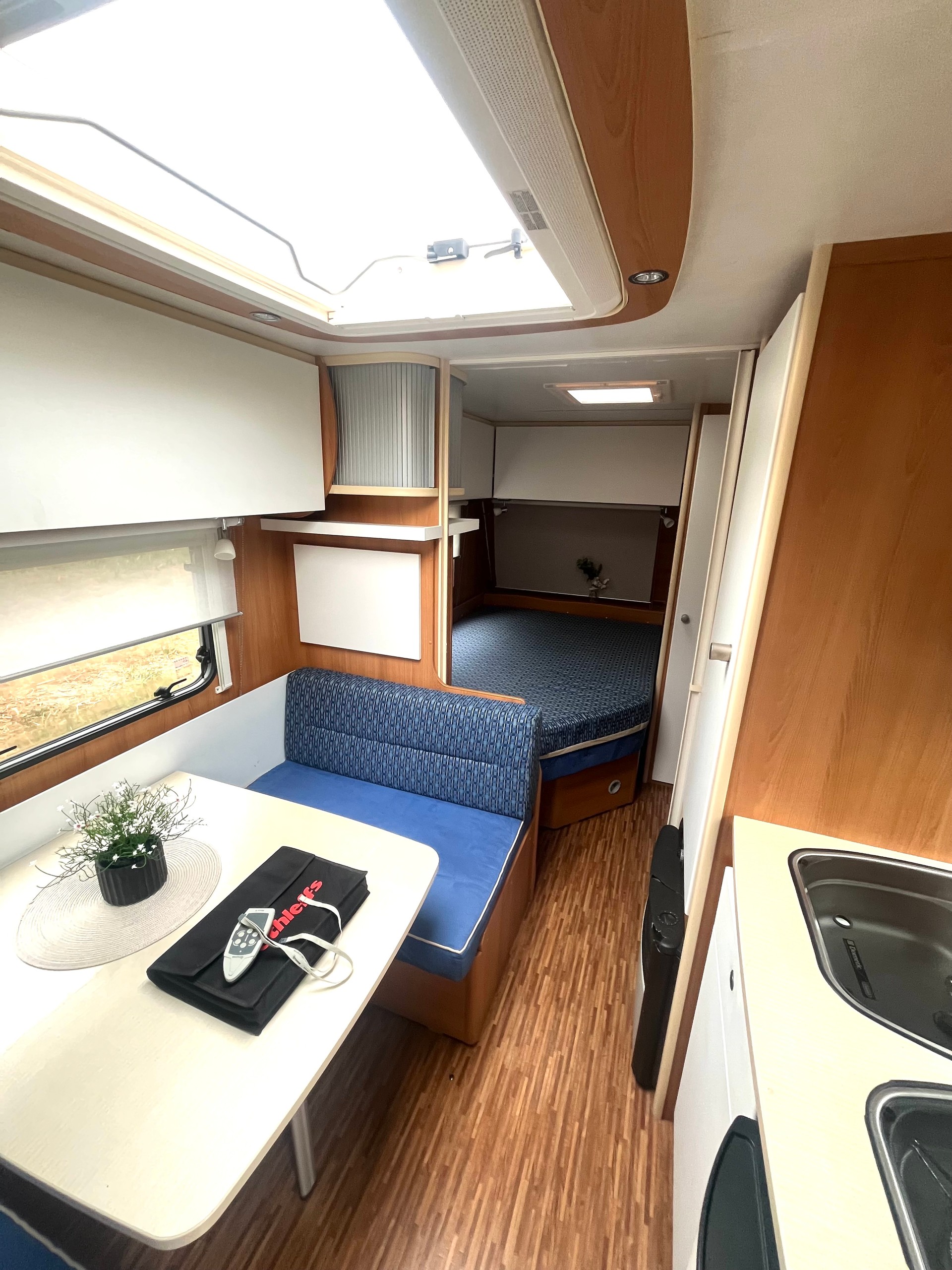 DETHLEFFS EL3 mit Kajüttenbett und Mover-image-13