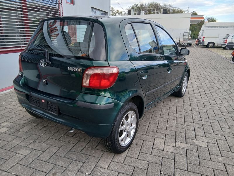 TOYOTA Yaris 1.3 Linea Luna-image-1