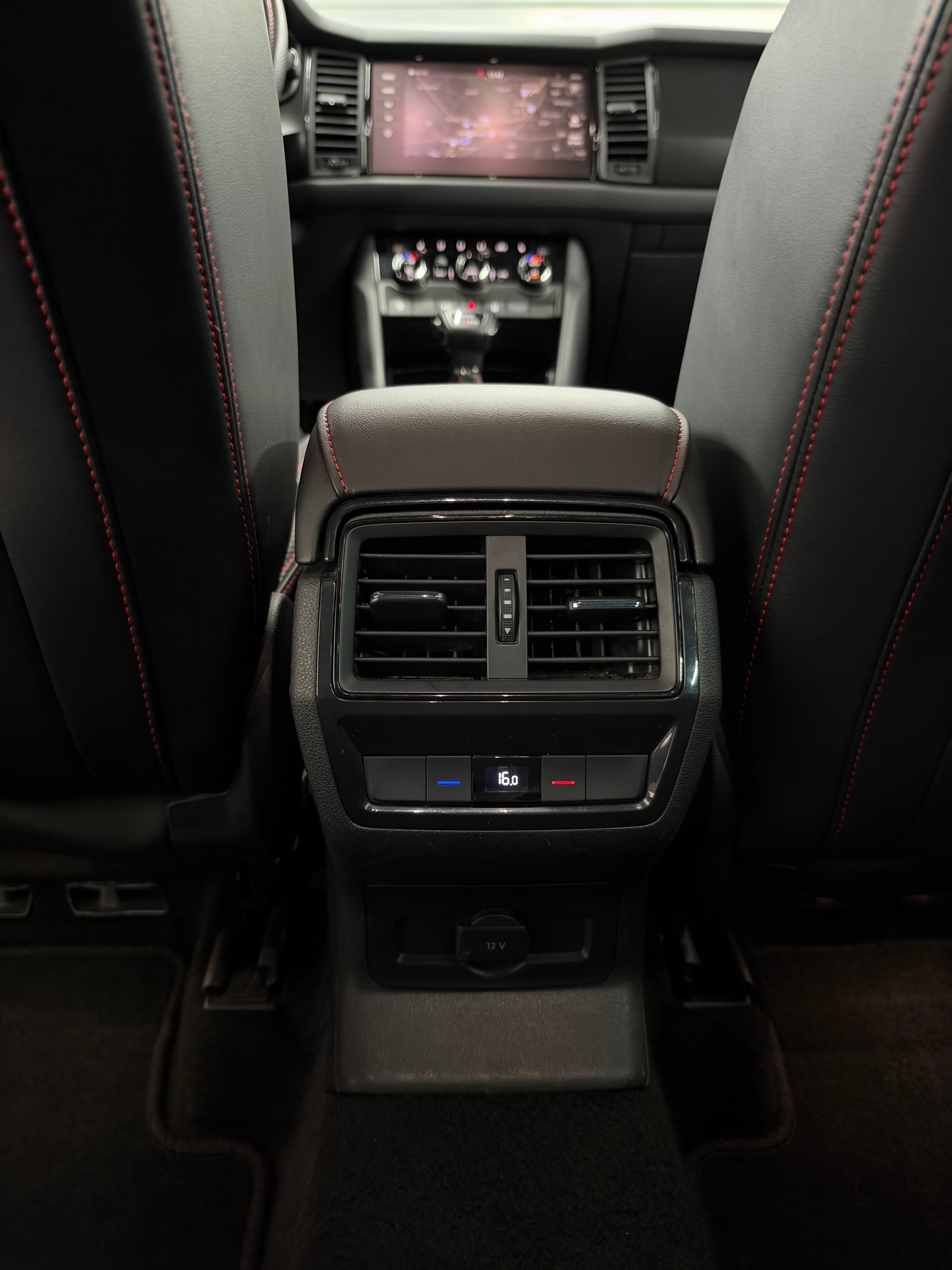 SKODA Kodiaq 2.0 Bi-TDI SCR RS 4x4 DSG-image-20